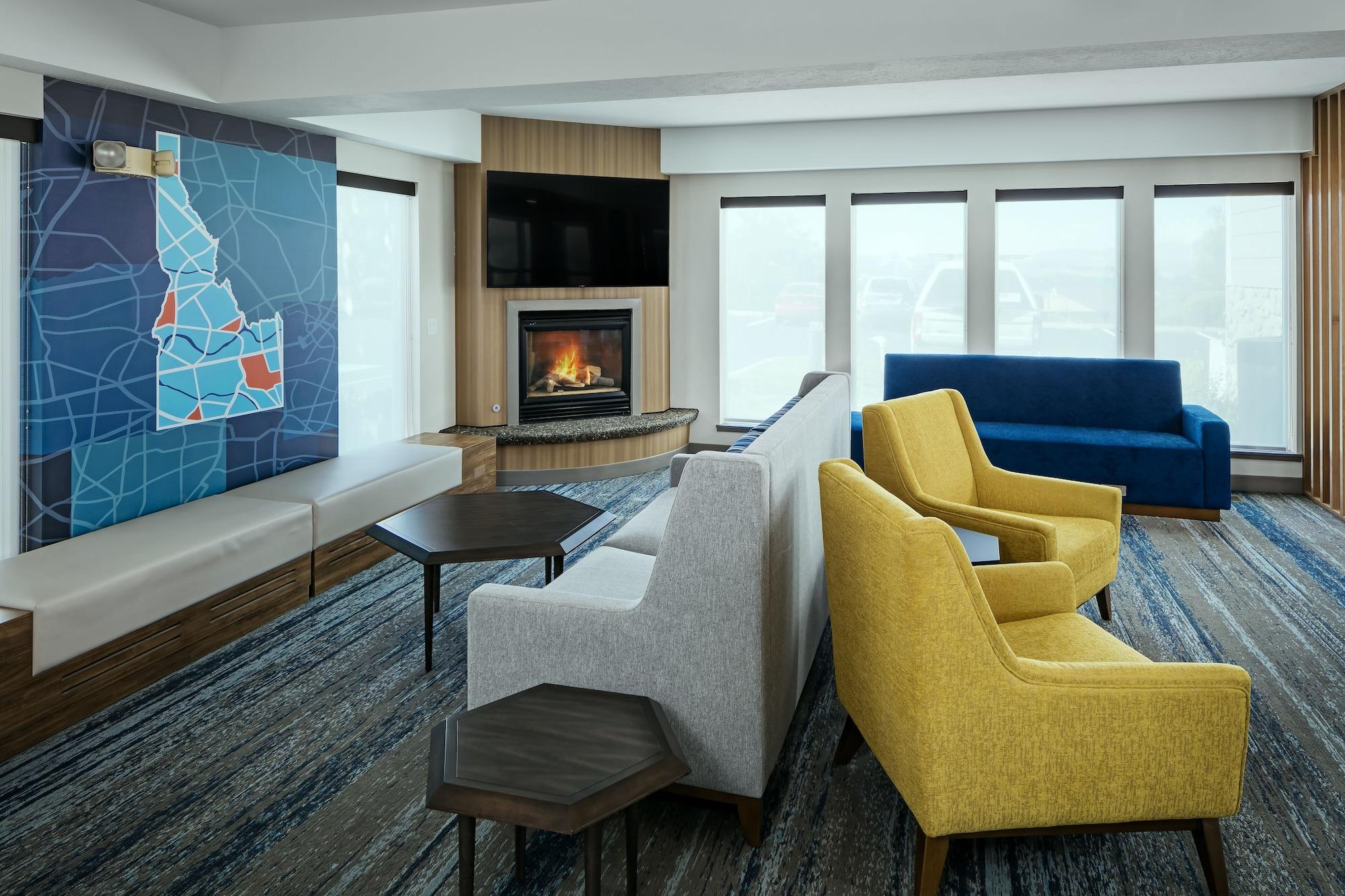 Vista Lobby Holiday Inn Express Lewiston by IHG