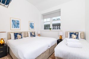 Alquiler Vacacional - The Penthouse Collection by EPIC