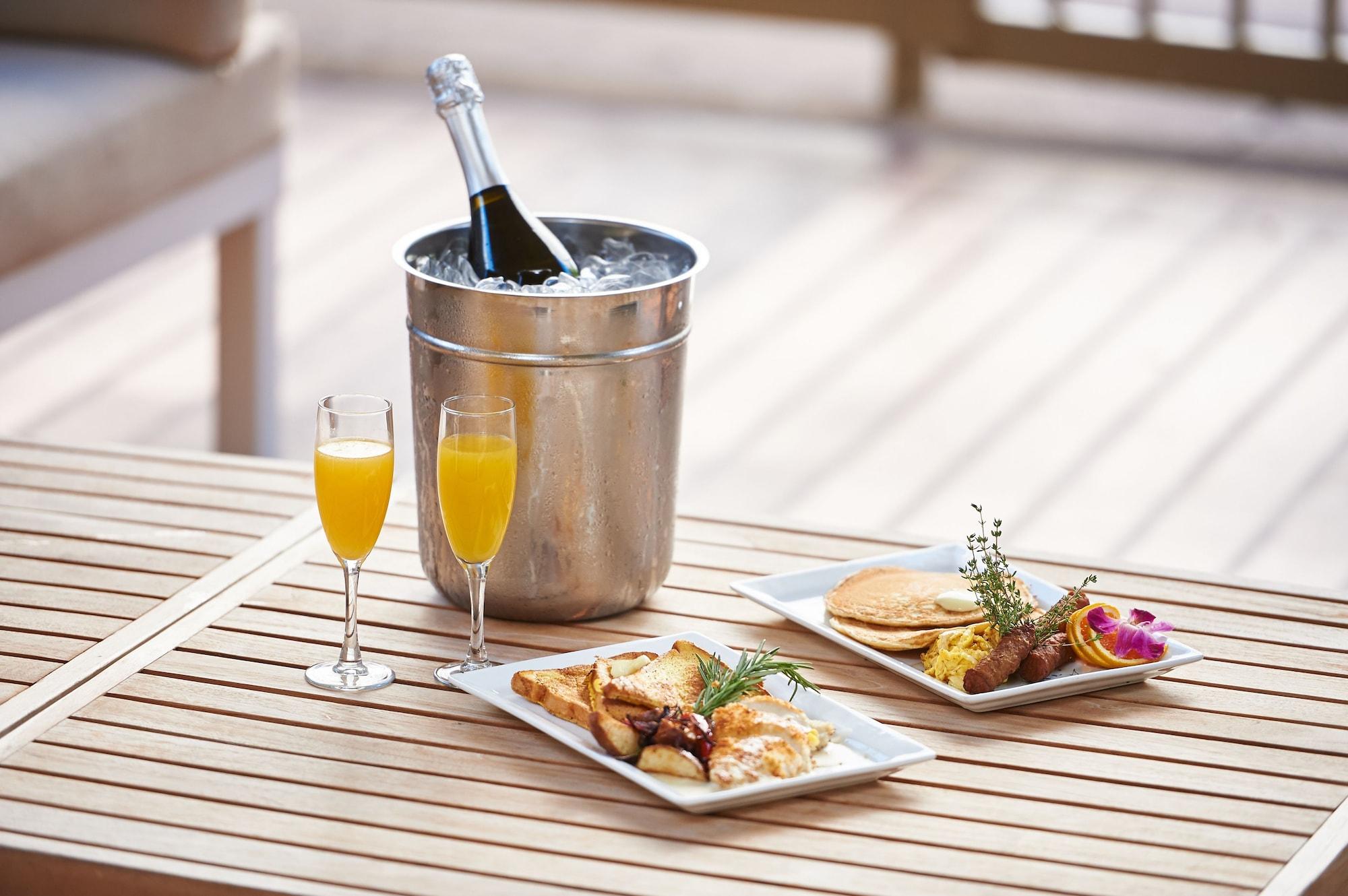 Restaurant DoubleTree by Hilton Dallas - Market Center