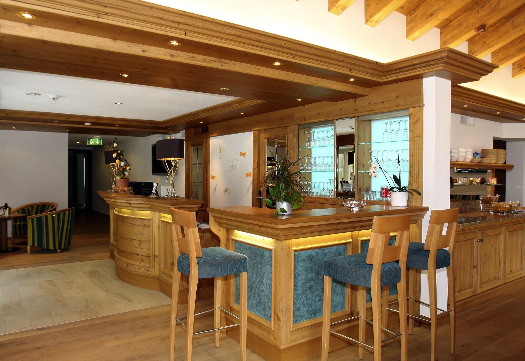 Bar/Salón Mountain Paradise