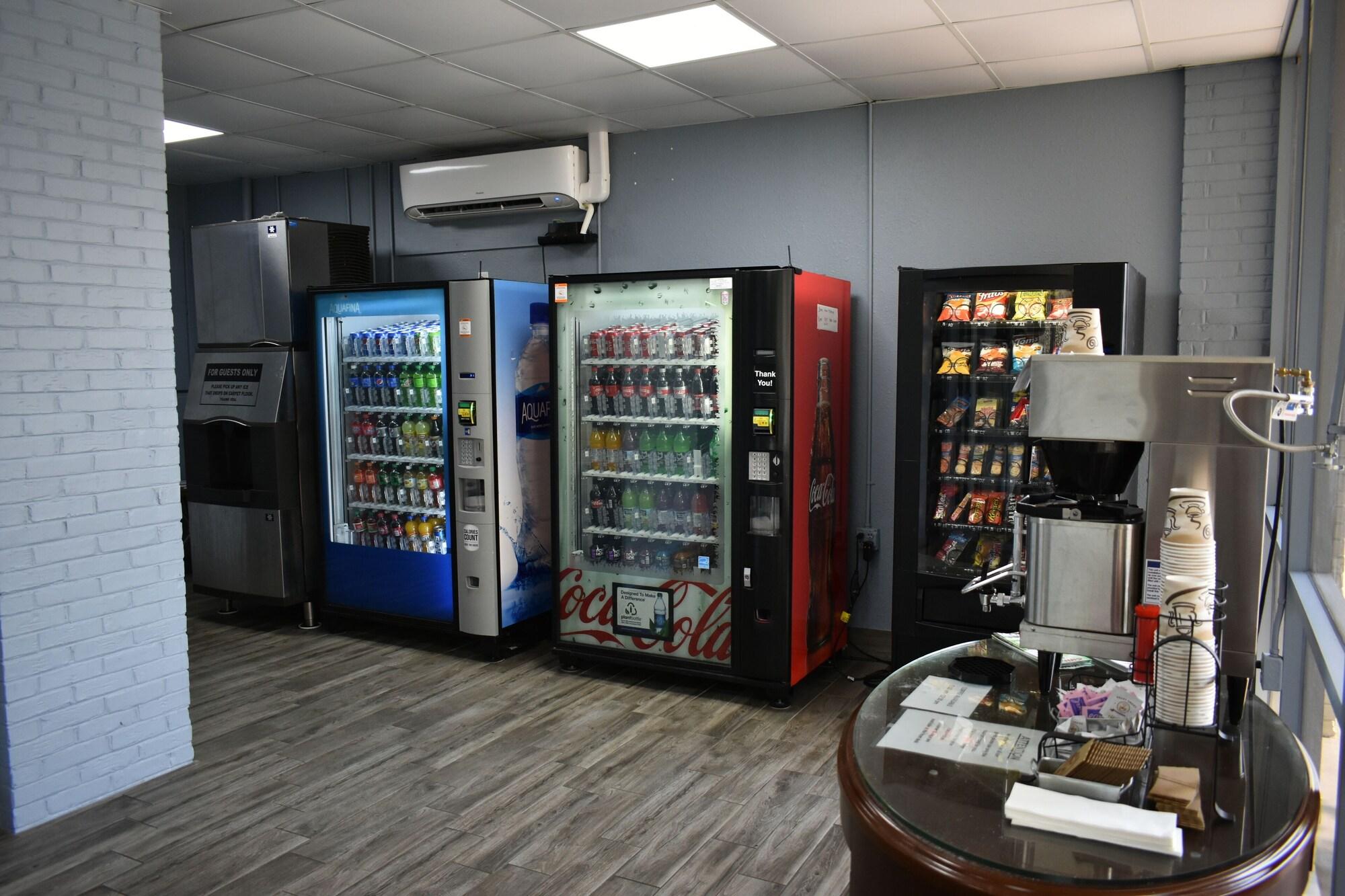 Bar/Salón USA Economy Lodge