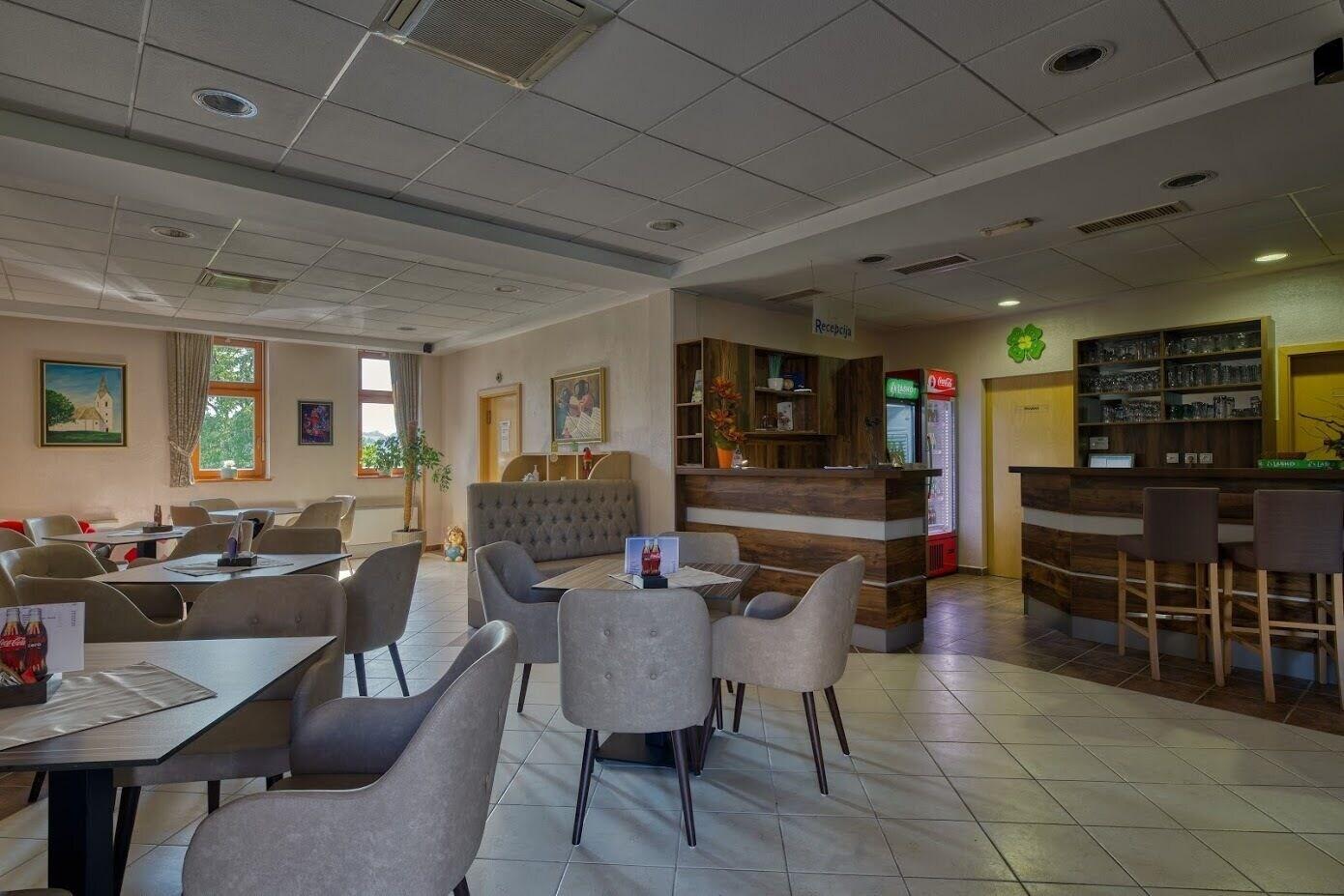 Vista Lobby Garni Hotel Zvon