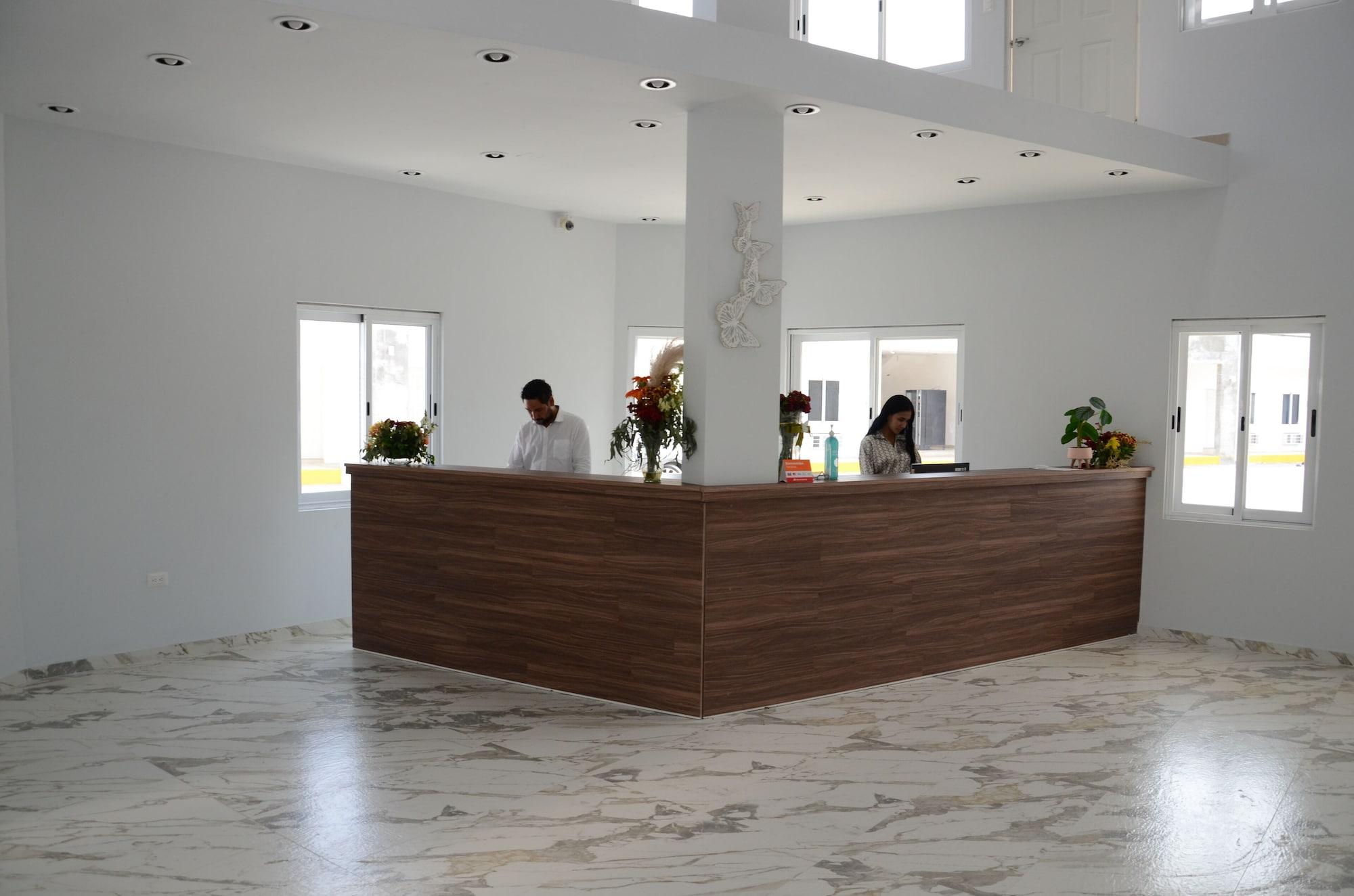 Vista Lobby HOTEL MONARCA