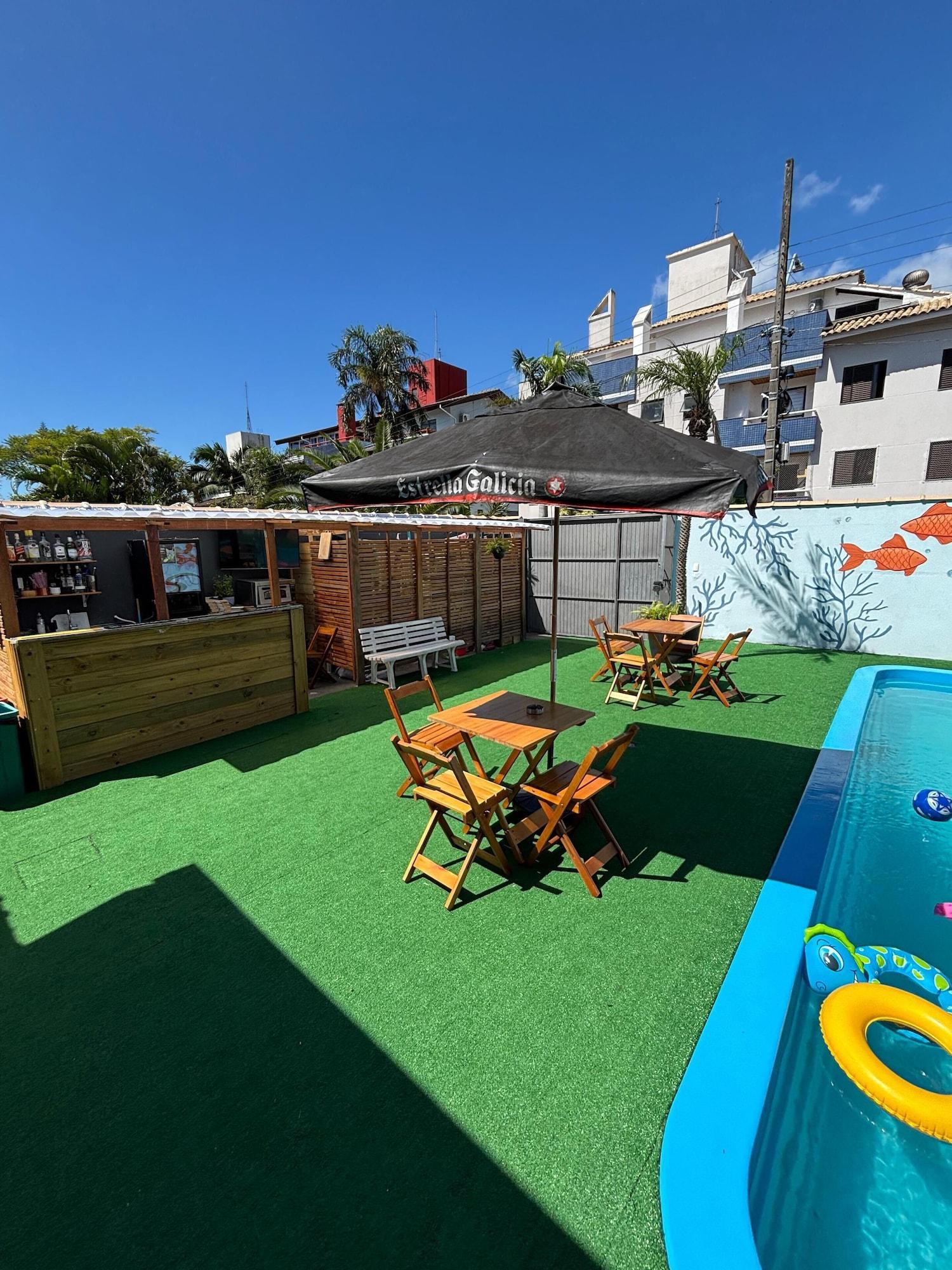 Vista Piscina Sea Wolf Hostel - Lagoa da Conceição