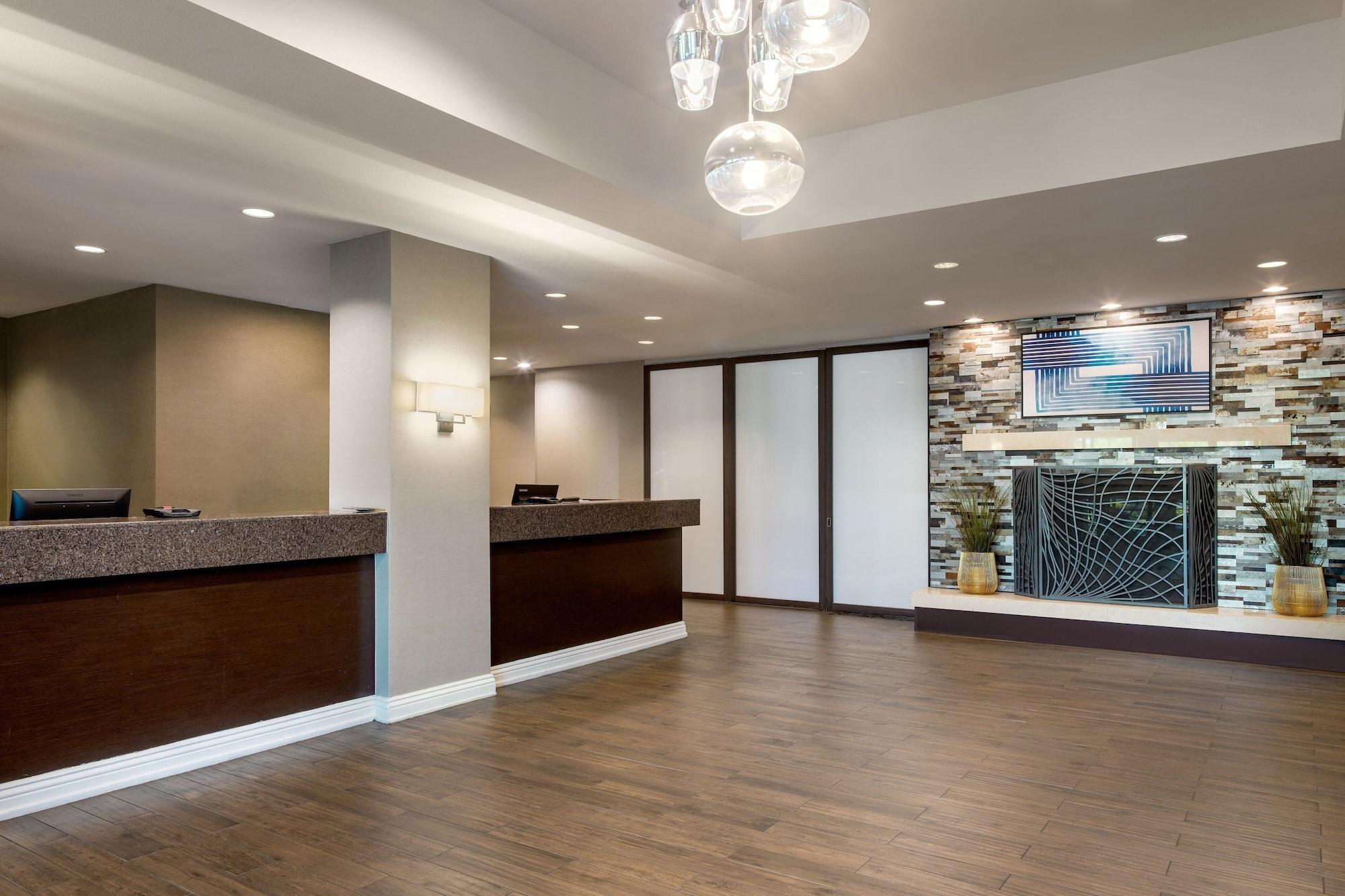 Vista Lobby Residence Inn by Marriott Las Vegas Hughes Center