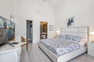 Alquiler Vacacional - Icon Brickell. Wonderful 1/1 with double height ceilings. Amazing place!