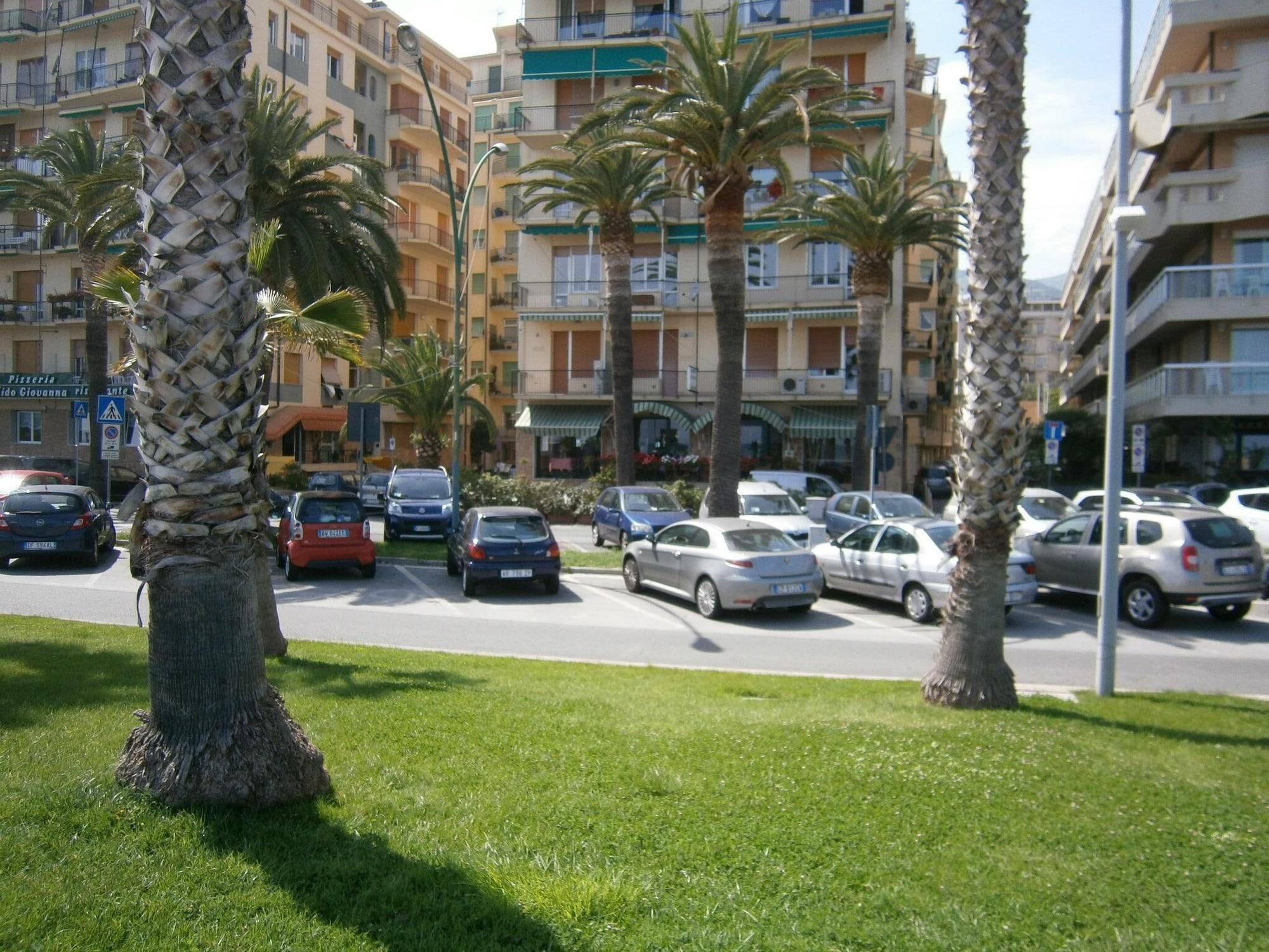 Vista Exterior Hotel Giordana