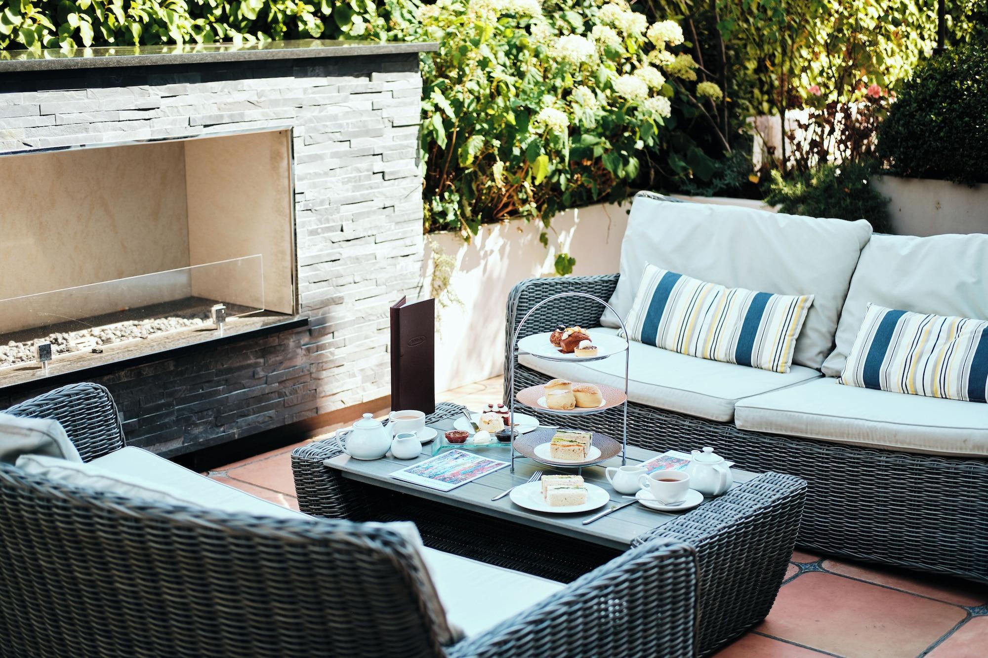 Restaurant The Club Hotel and Spa