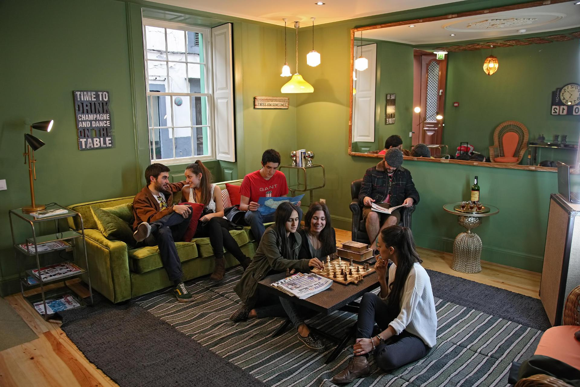 Instalaciones Recreativas 29 Madeira Hostel