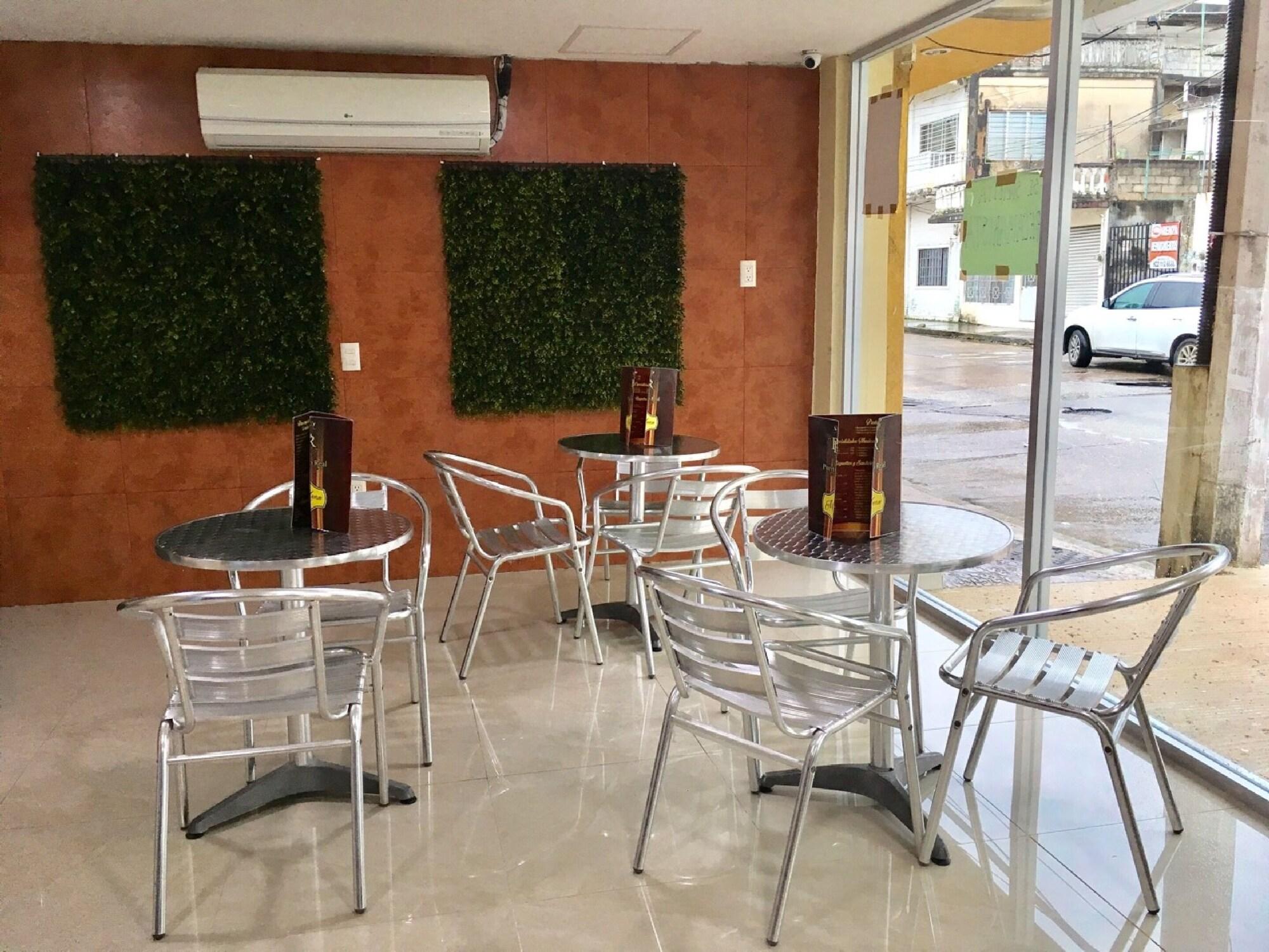 Restaurant OYO Hotel Puerto Real Minatitlán