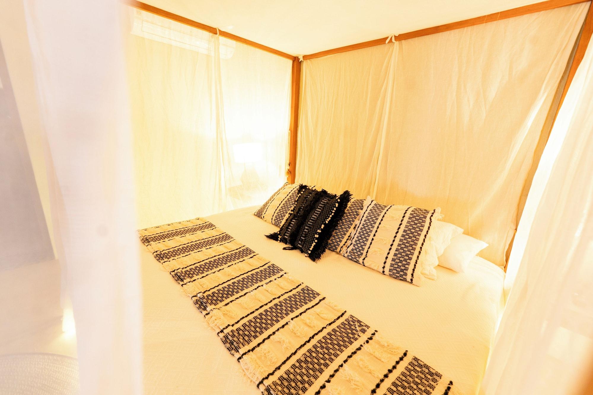 Quarto Nativa Refugio Escondido