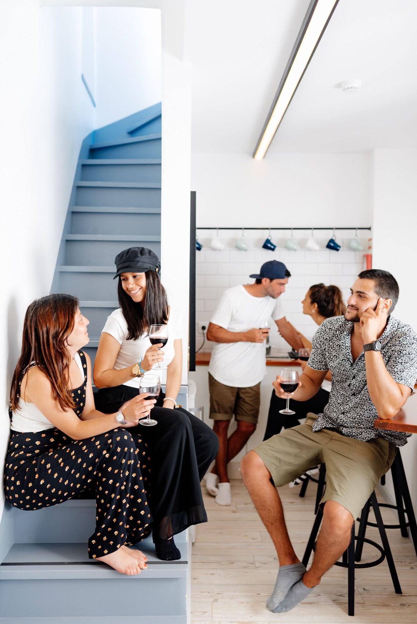 Comodidades del Alojamiento GiG Capsule Hostel
