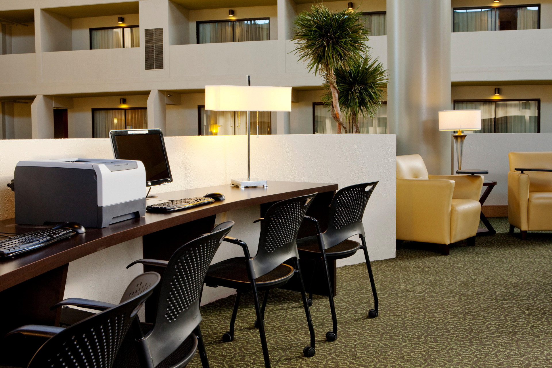Vista Exterior Crowne Plaza Indianapolis-Airport by IHG