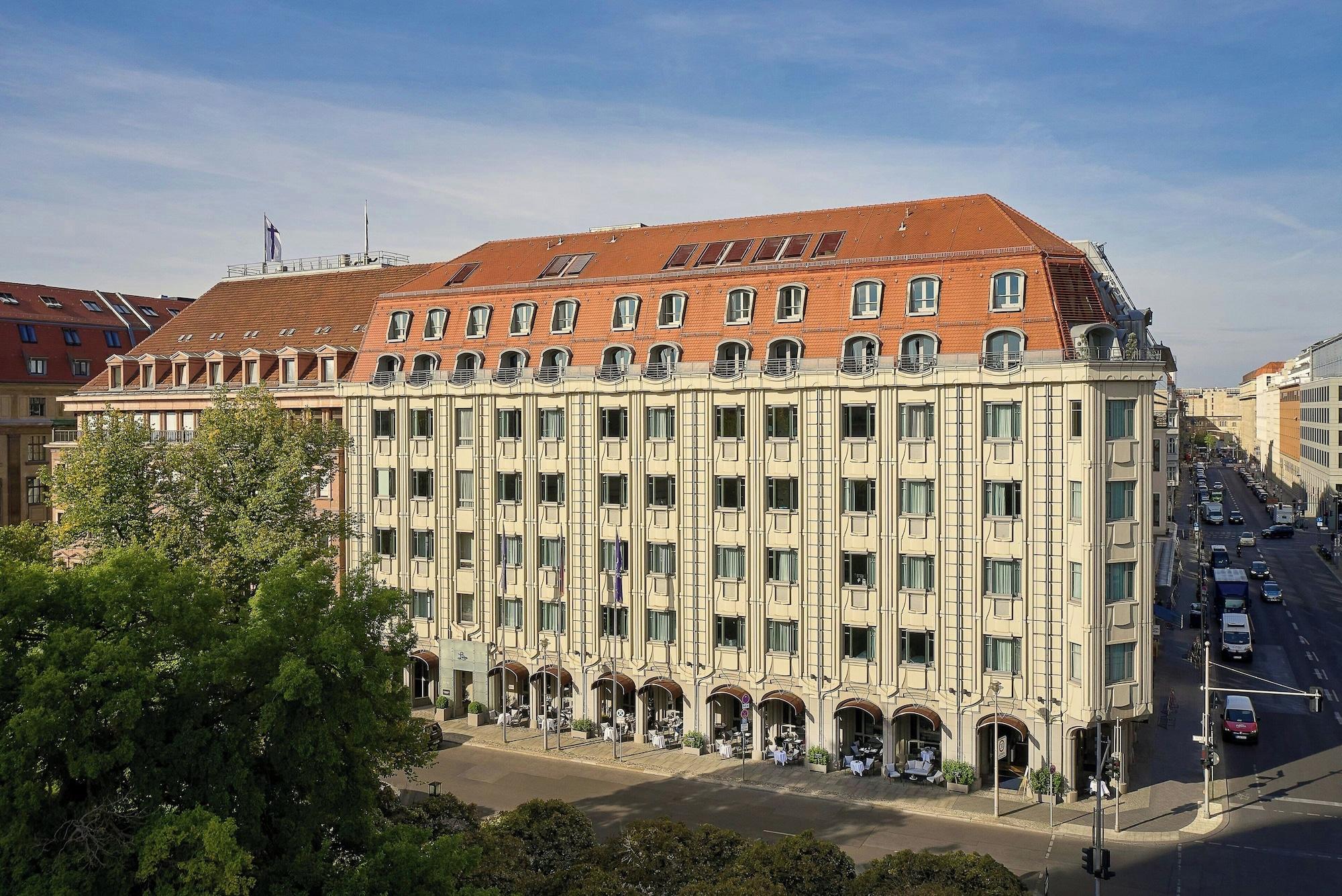 Vista Exterior Hotel Luc, Autograph Collection