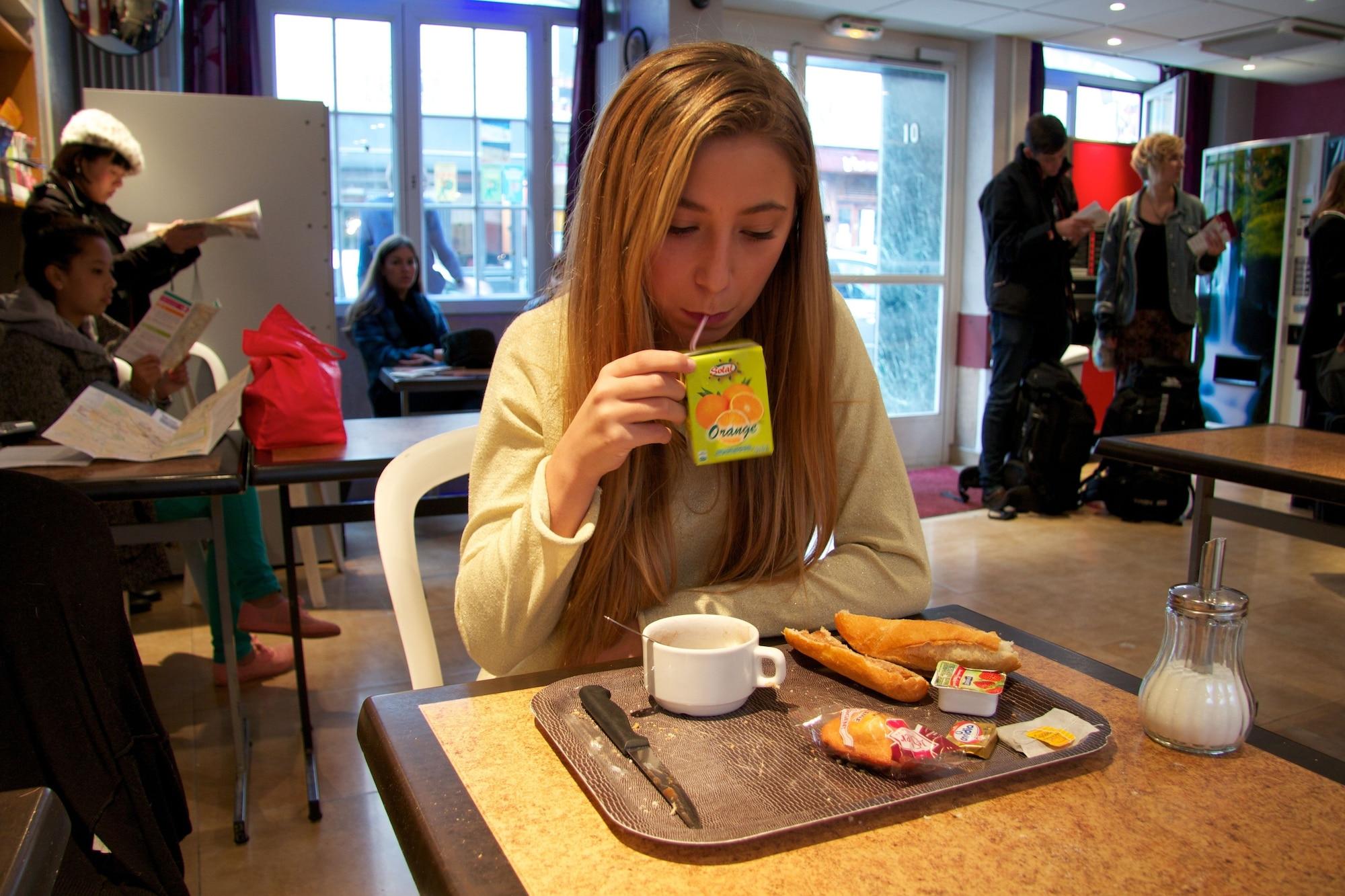 Restaurant Auberge Internationale des Jeunes - Hostel