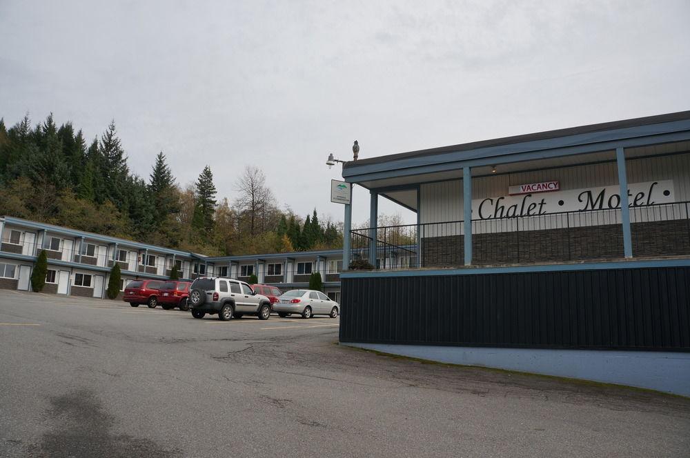 Vista Exterior Chalet Inn