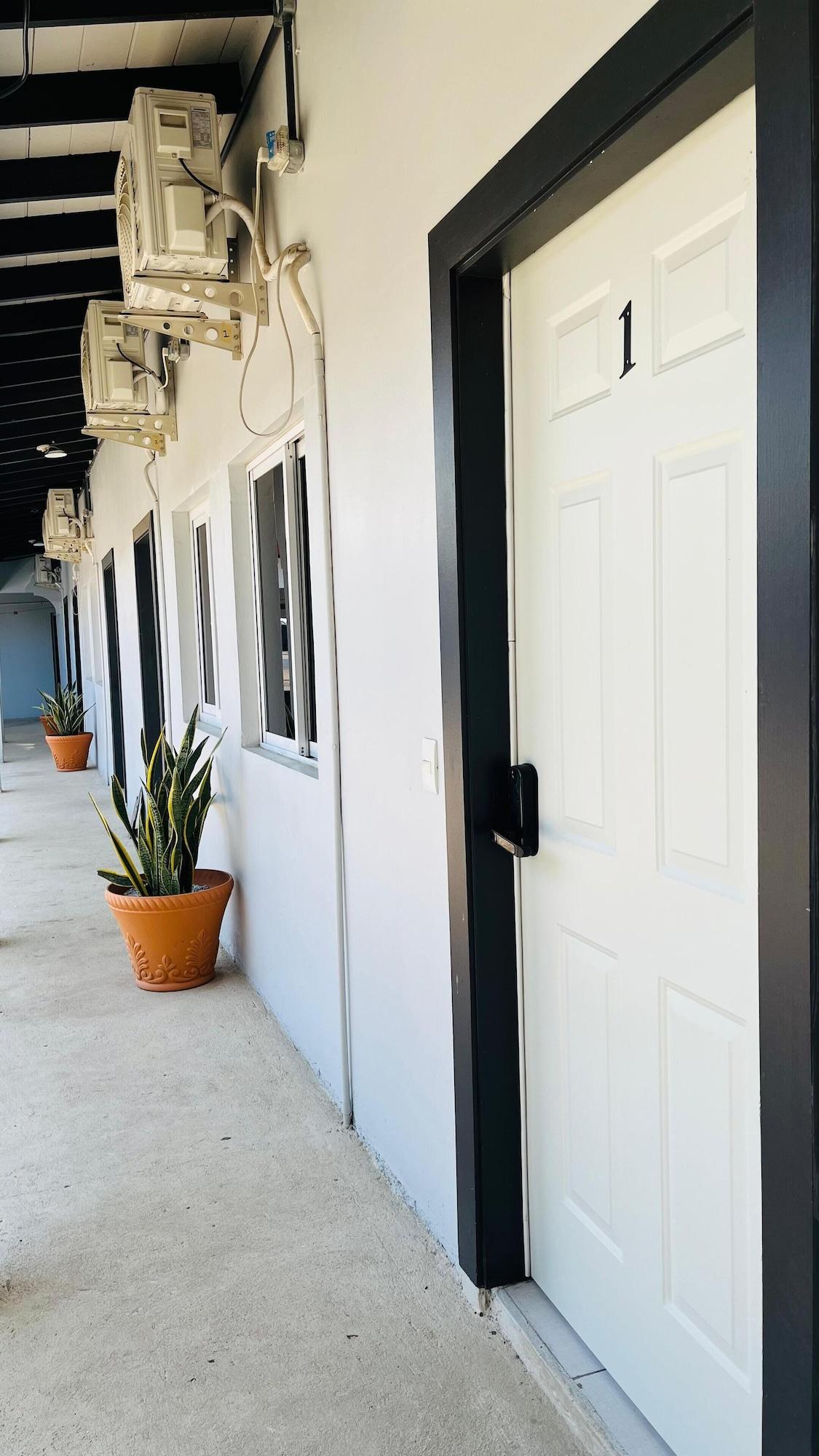 Vista Exterior RC Lux Hotel