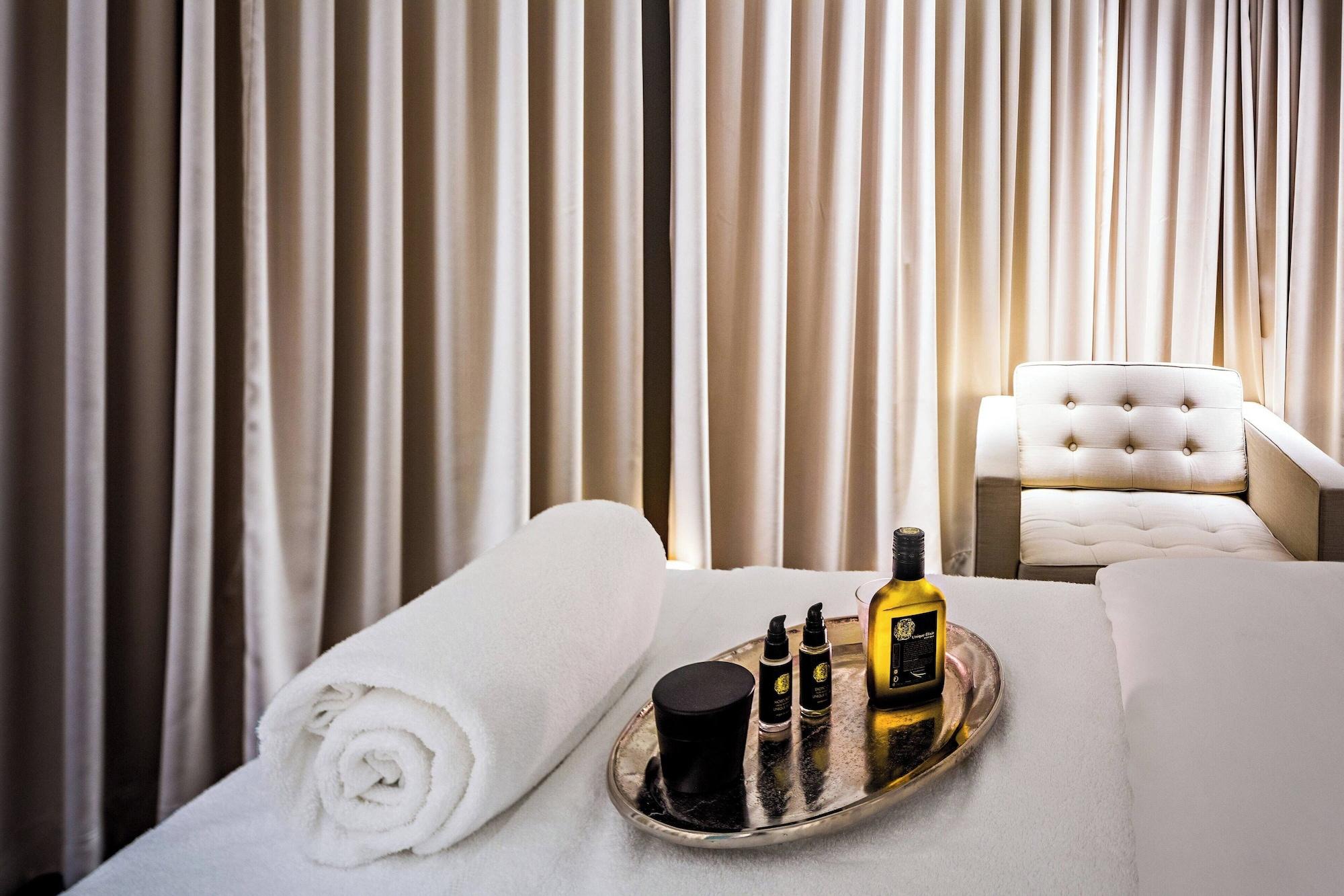 Spa Prince de Galles, a Luxury Collection Hotel, Paris
