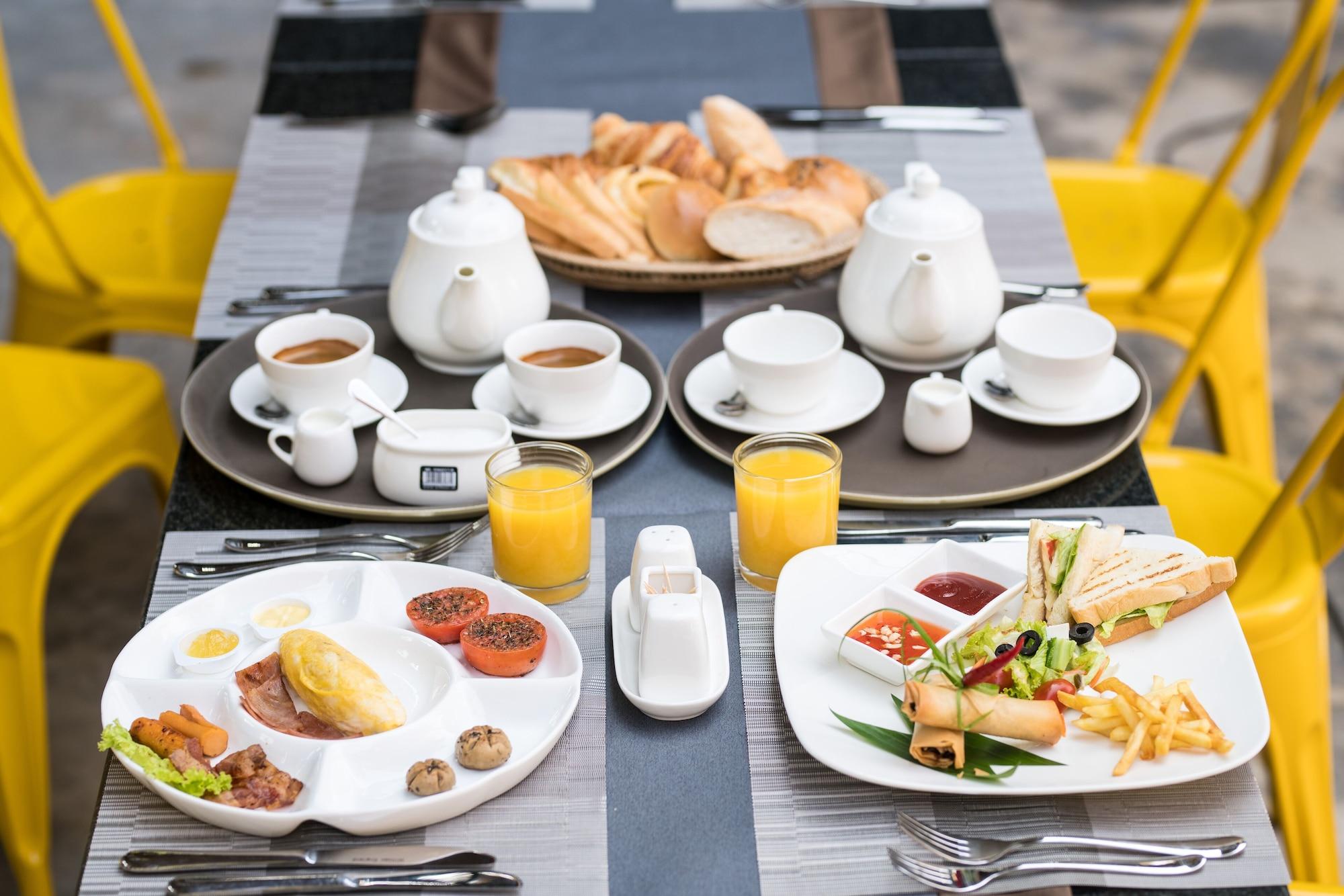 Restaurant White Rabbit Hostel - Adults Only