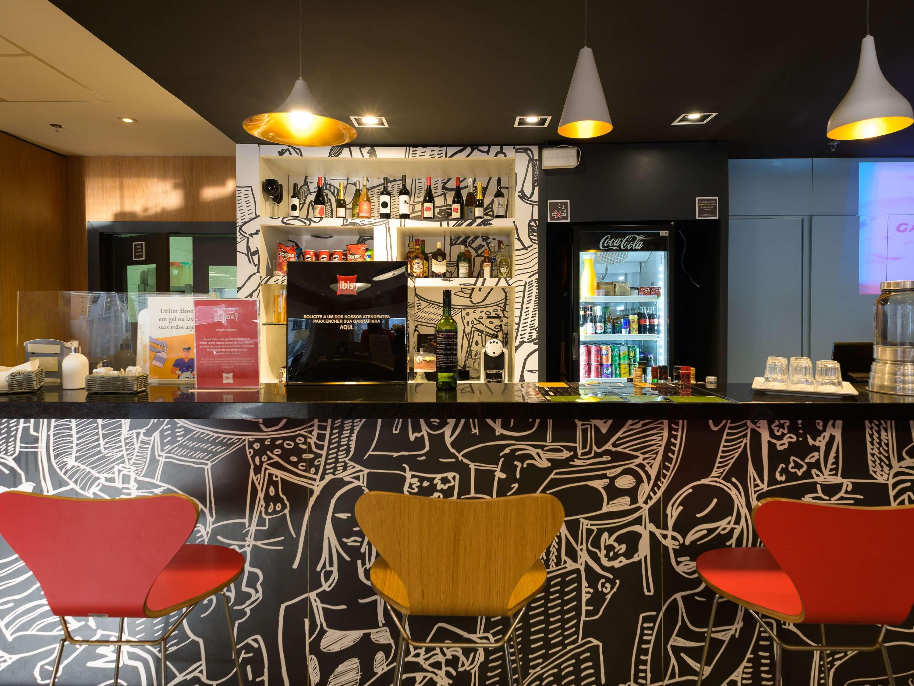 Bar/Salón ibis Aracaju