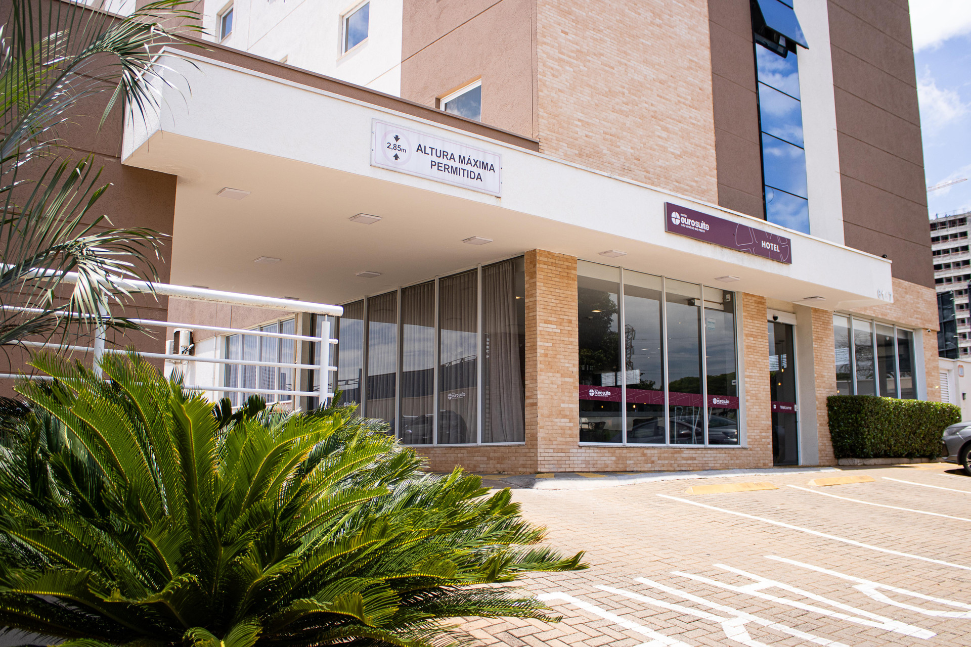 Vista Exterior Euro Suite São José do Rio Preto By Nacional Inn