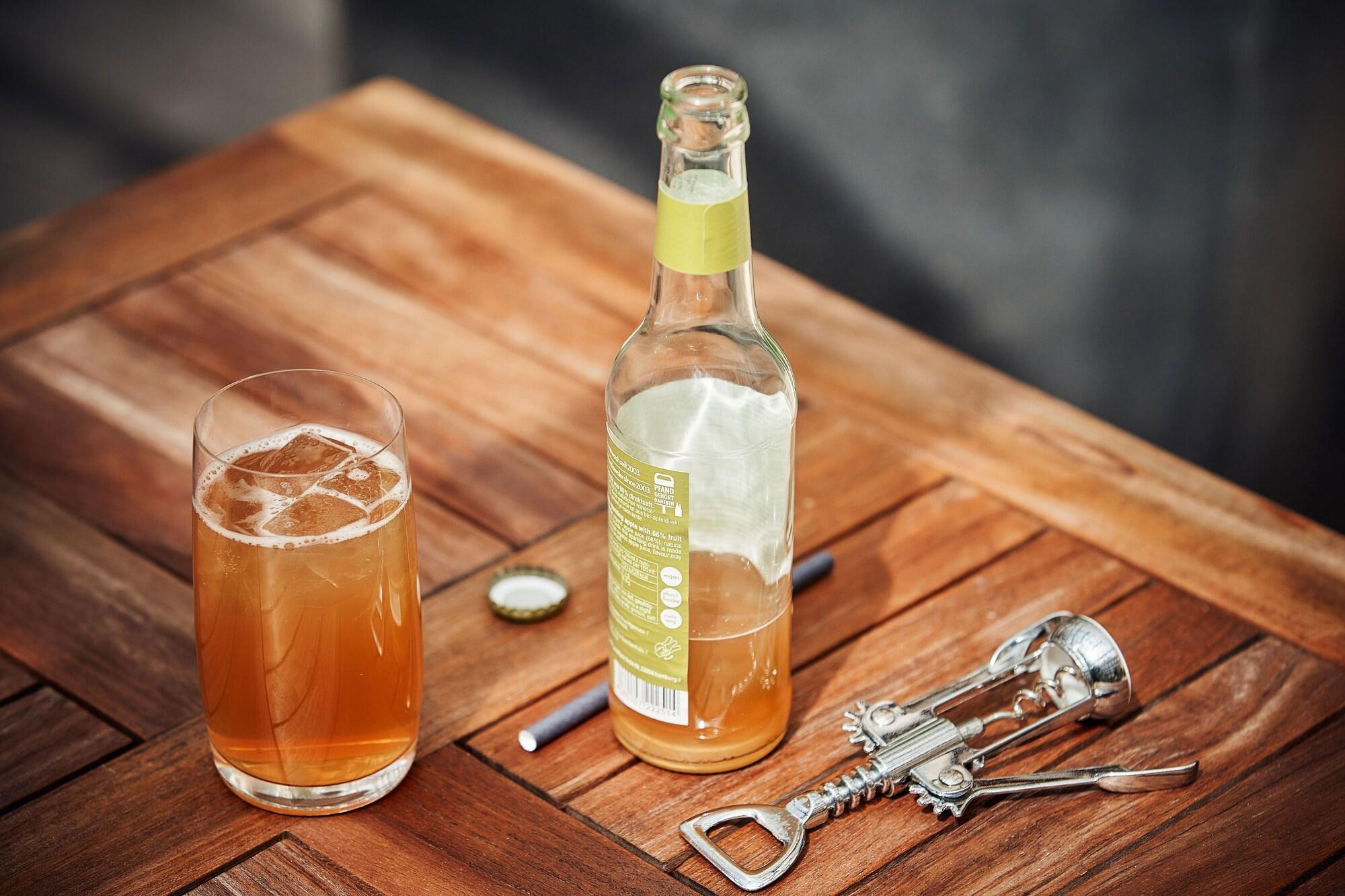 Varios The Weekend Hotel