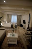 Alojamiento - Gardi Hotel & Suites