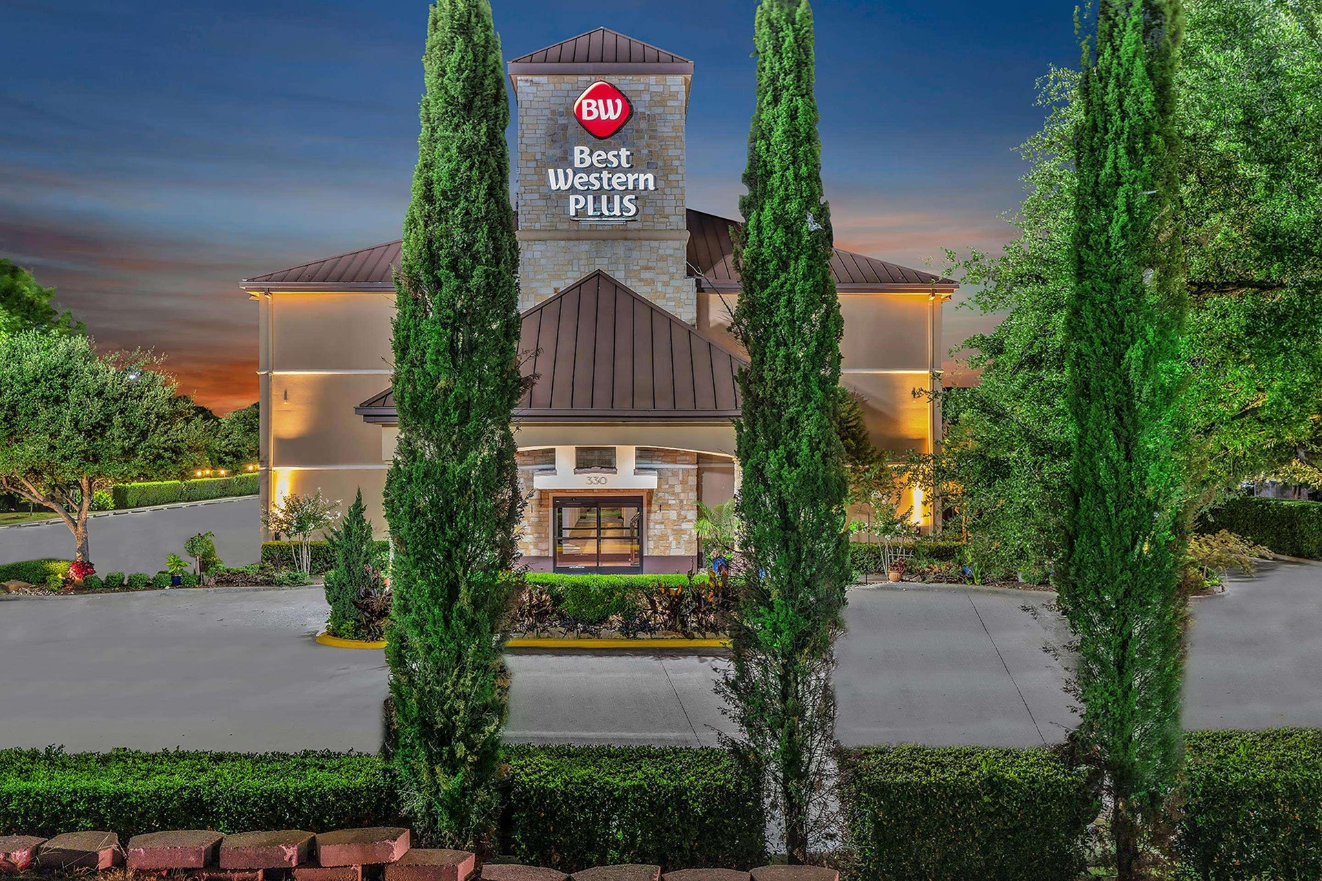 Vista Exterior Best Western Plus Lewisville Flower Mound