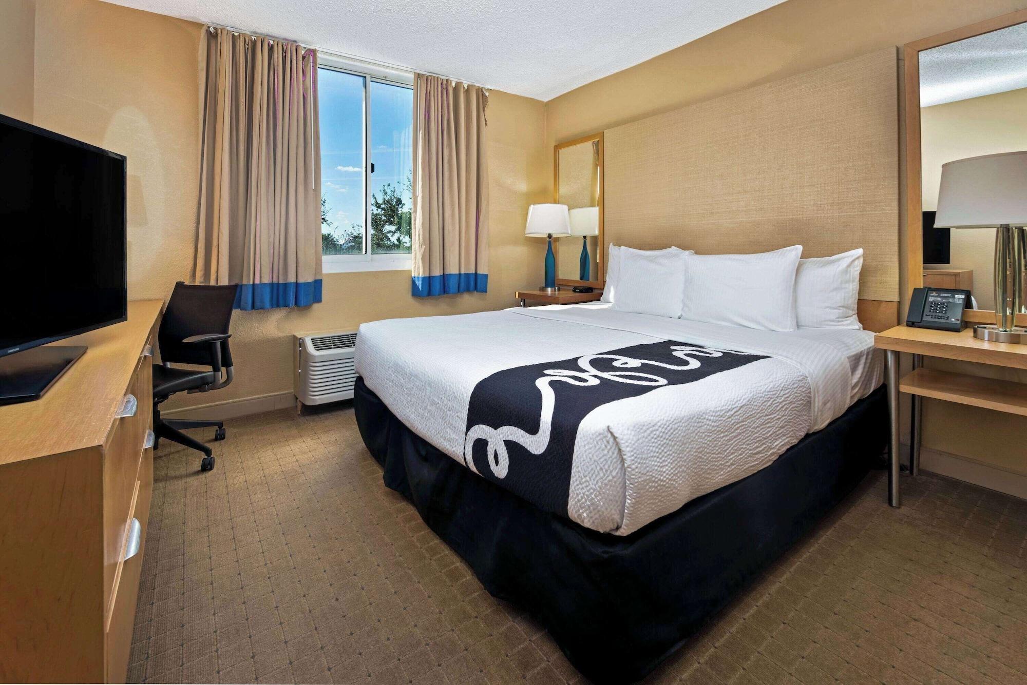 Habitación La Quinta Inn & Suites by Wyndham West Palm Beach Airport