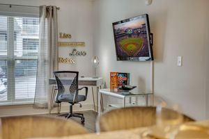 Arriendo temporal - Golden Suite byTruist Park | Ideal For Long Stay
