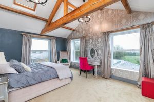 Alquiler Vacacional - Country Farmhouse, Sleeps 13 & New 8seater Hot Tub