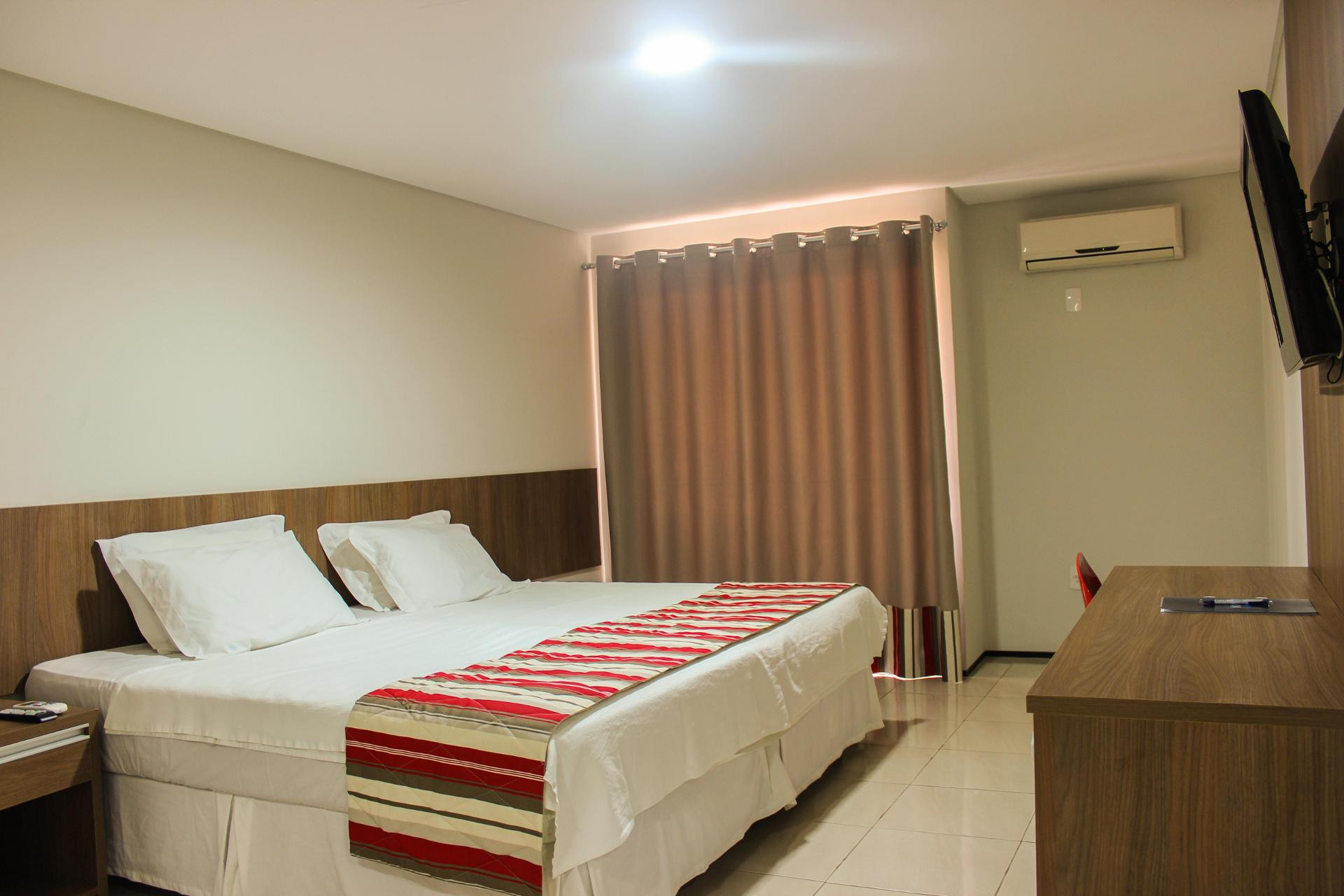 Guest room Aram Premium Hotel