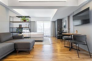 Alquiler Vacacional - Prédio Novo e Moderno no Centro com cama king-size