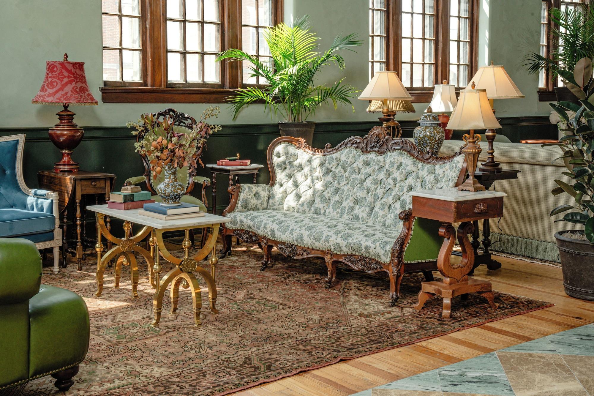 Vista Lobby The Aldenberg Hotel