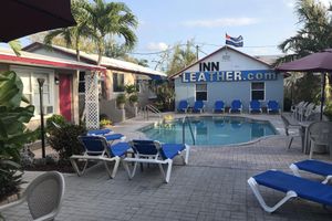 Alojamiento - Inn Leather Guest House - Male Only LGBT