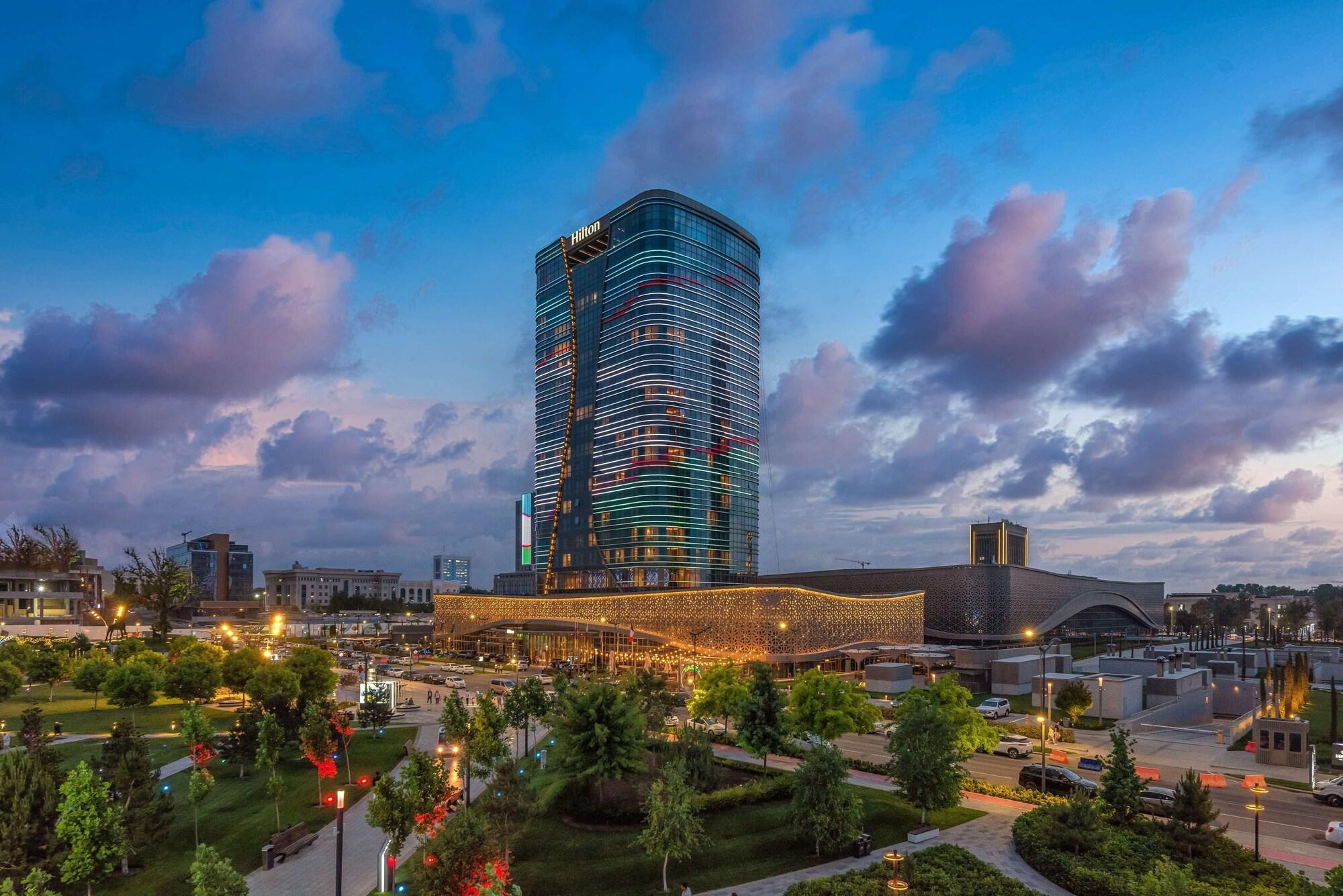 Vista Exterior Hilton Tashkent City