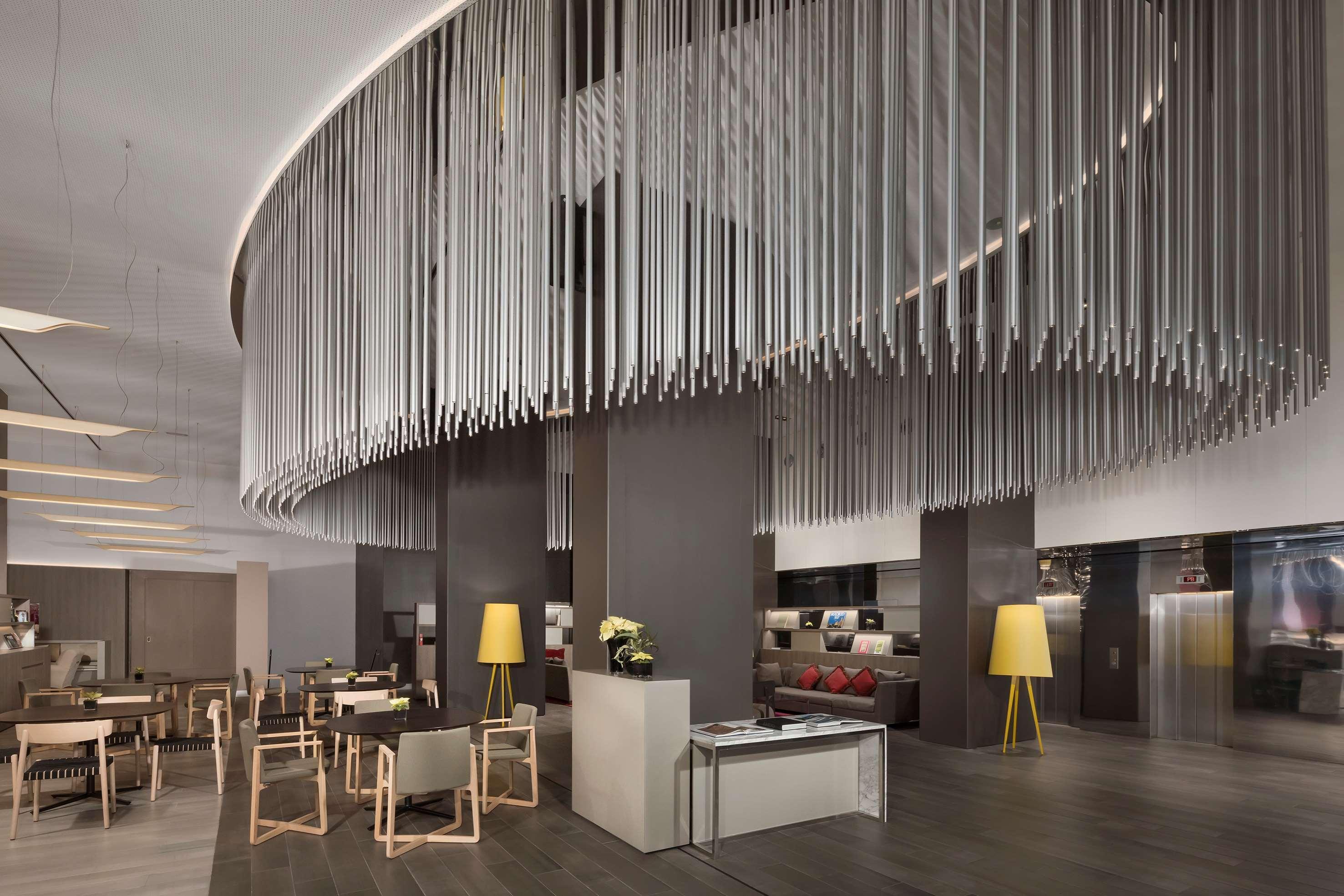 Vista Lobby Melia Barcelona Sky