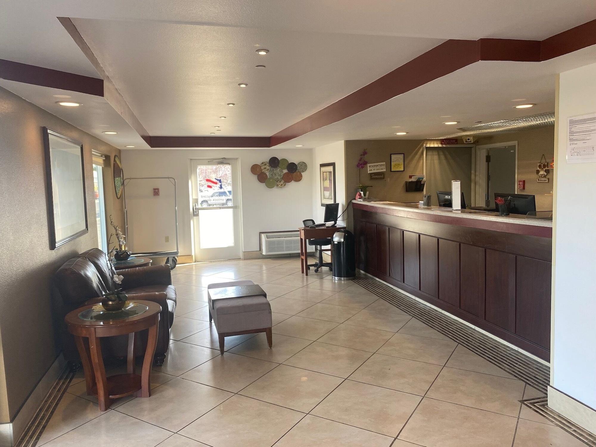 Vista Lobby Inn America - Lewiston