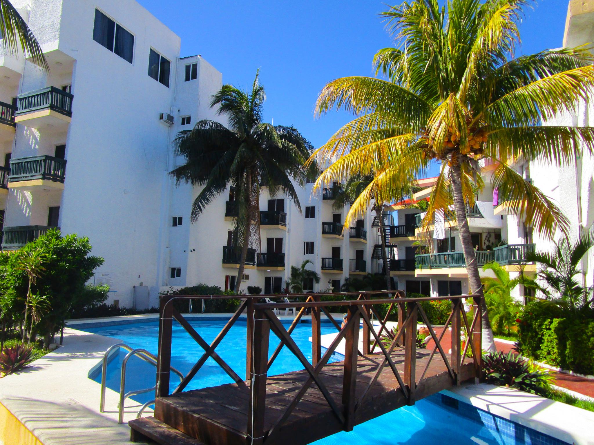 Vista Exterior Hotel Imperial Laguna Faranda Cancún