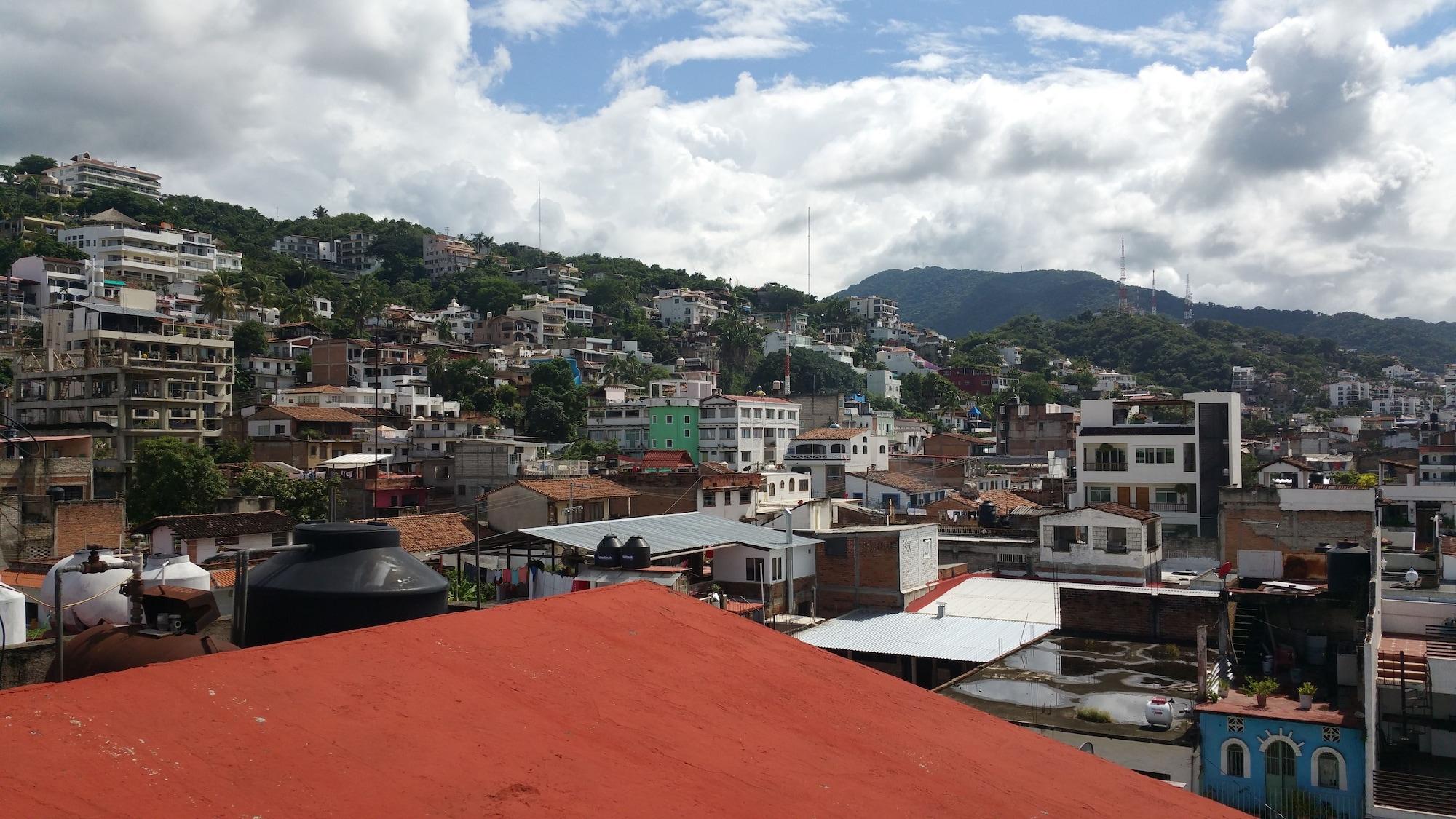 Varios Hostel Enjoy Vallarta 19