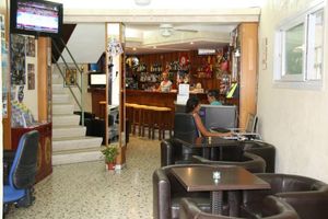 Alojamiento - Hostal Lido