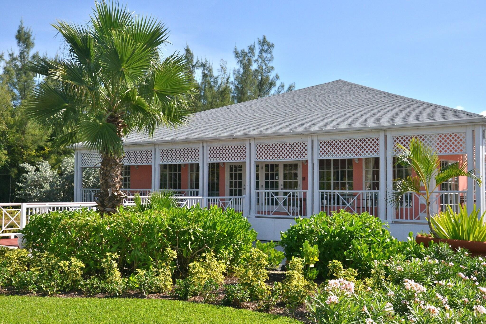 Vista Lobby Sandyport Beach Resort