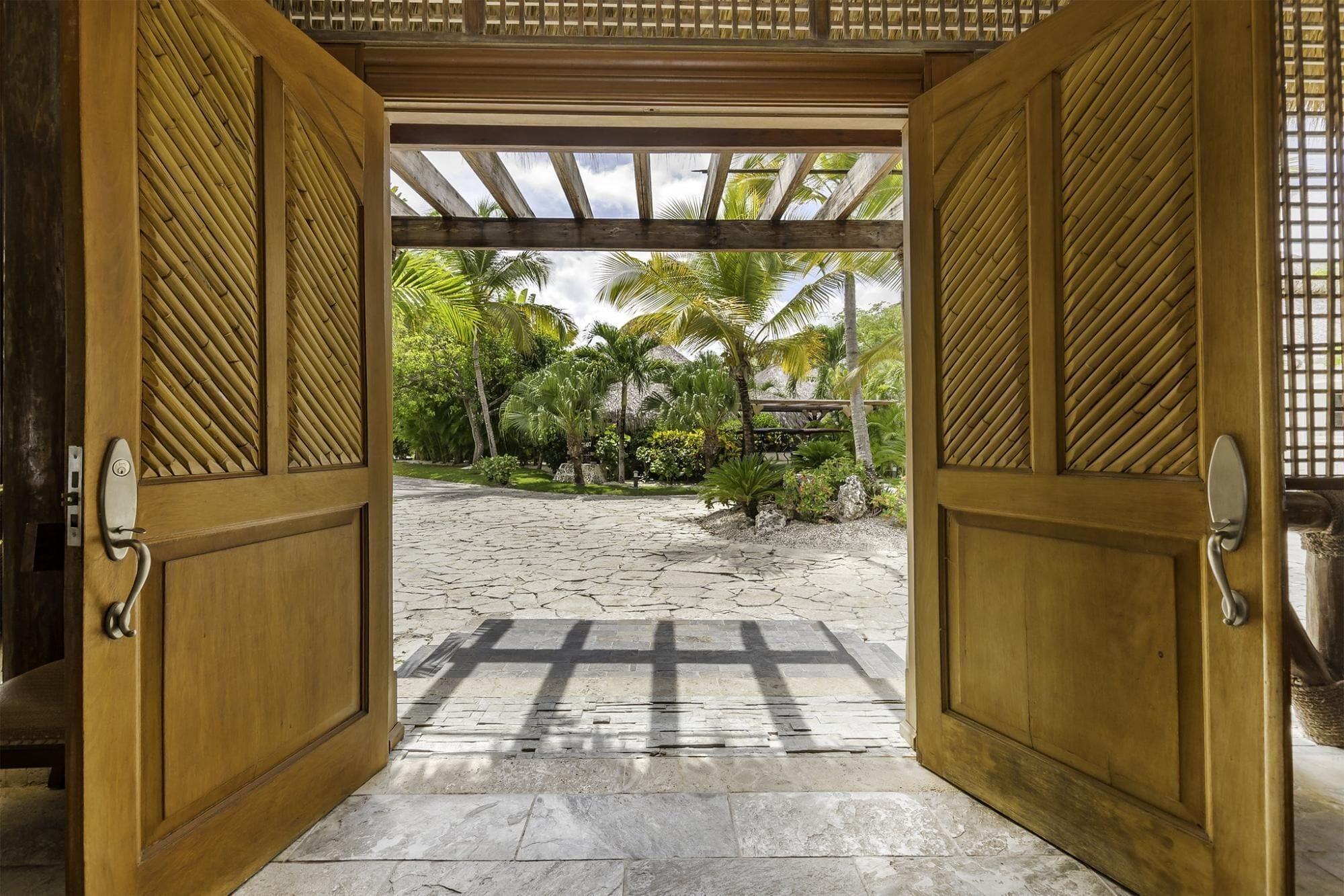 Spectacular 7 500 sq ft Villa in Cap Cana for Rent Access to Eden Roc Beach Club Pool Chef Butler Maid