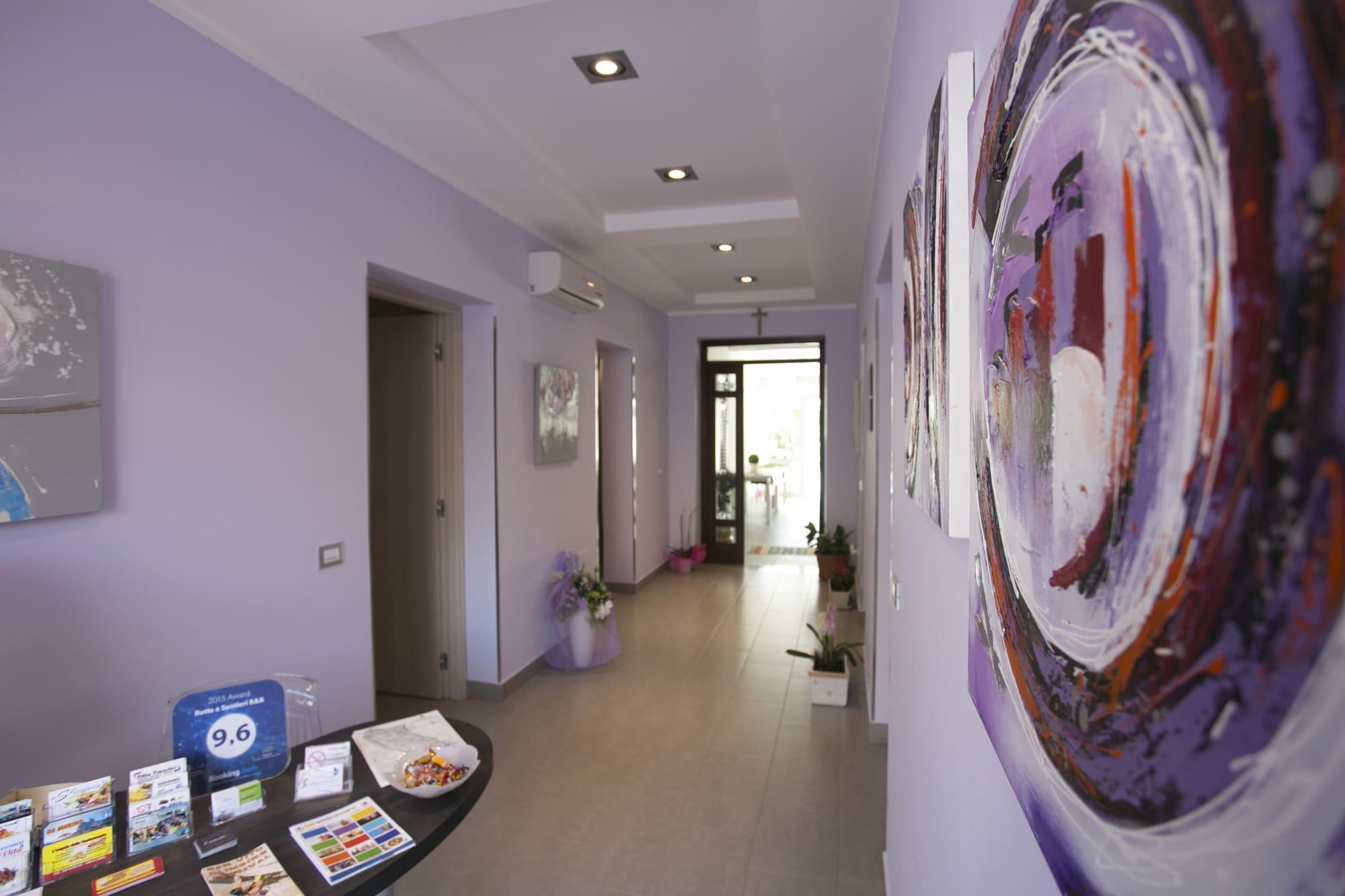 Vista Lobby Rotte e Sentieri B&B