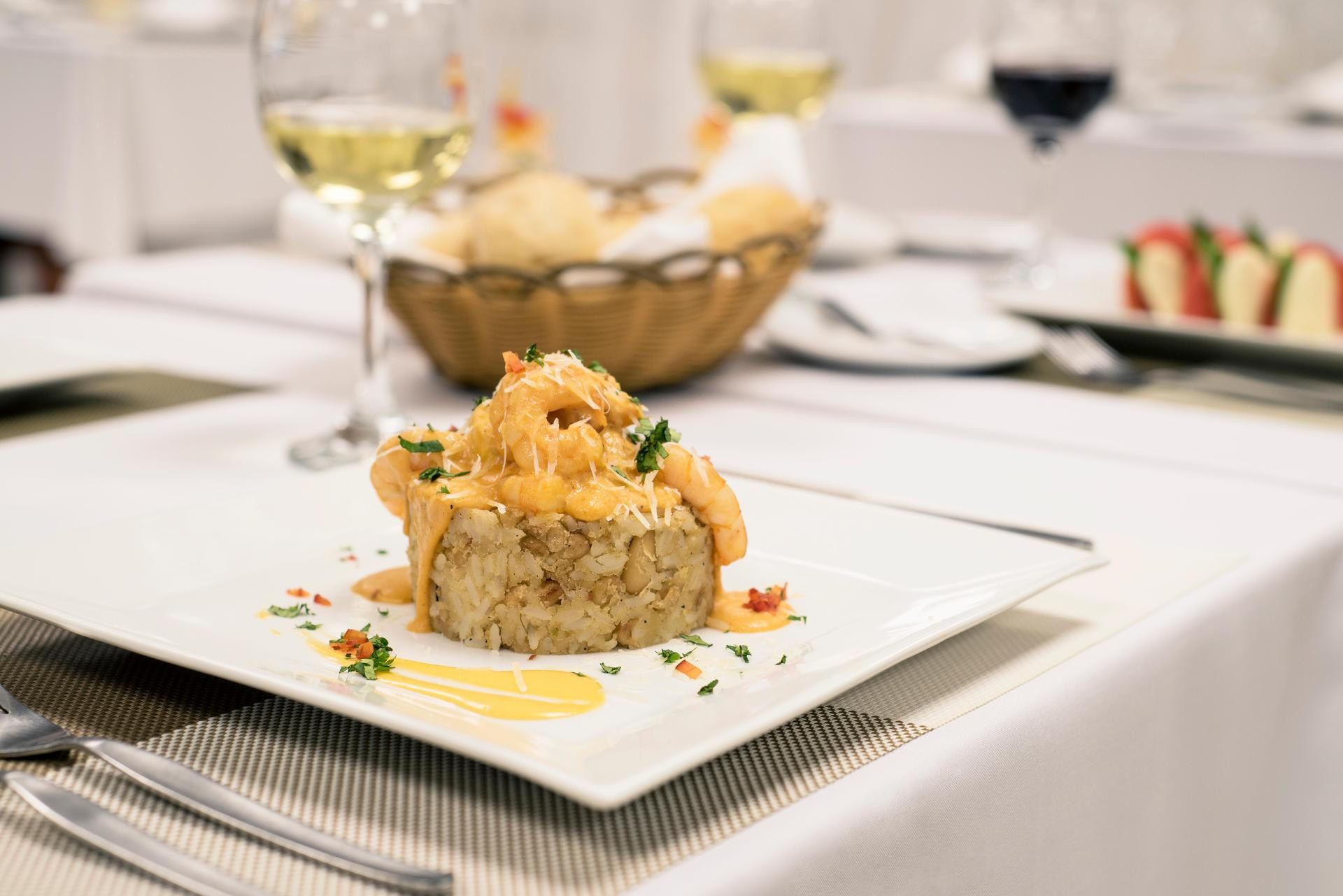 Restaurant Inkari Suites Hotel