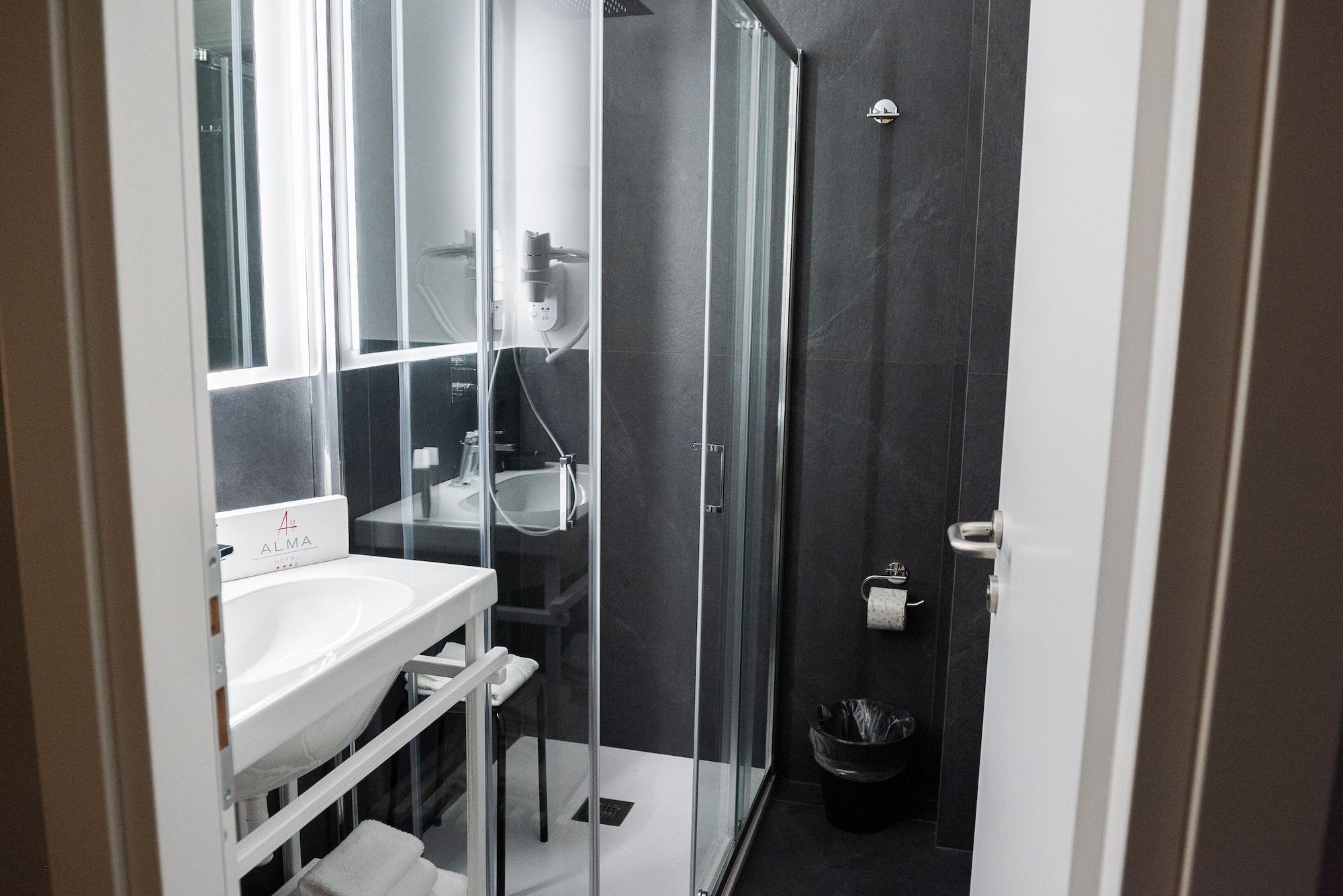 Equipamiento de Habitación Alma Hotel