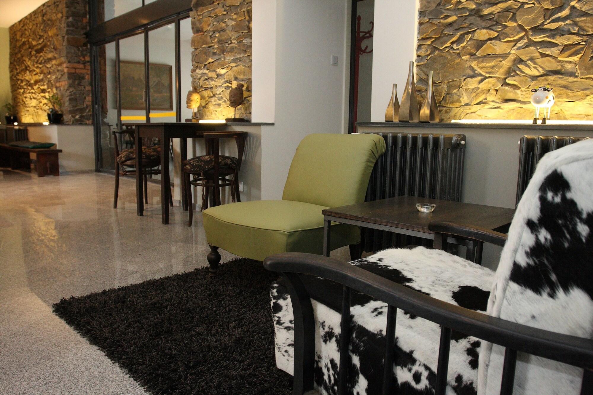 Vista Lobby Alt Pension