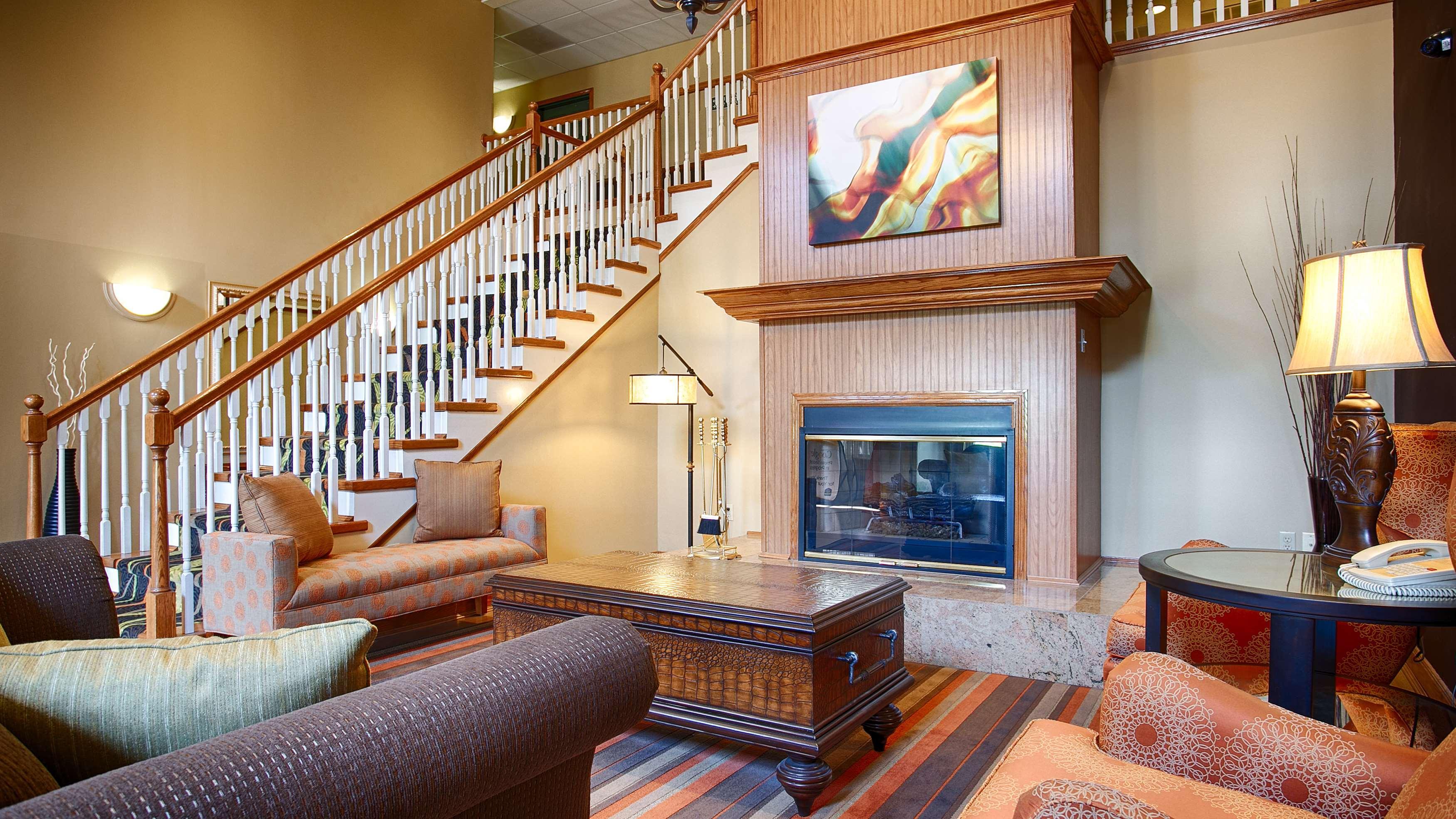 Vista Lobby Best Western Plus Waco North