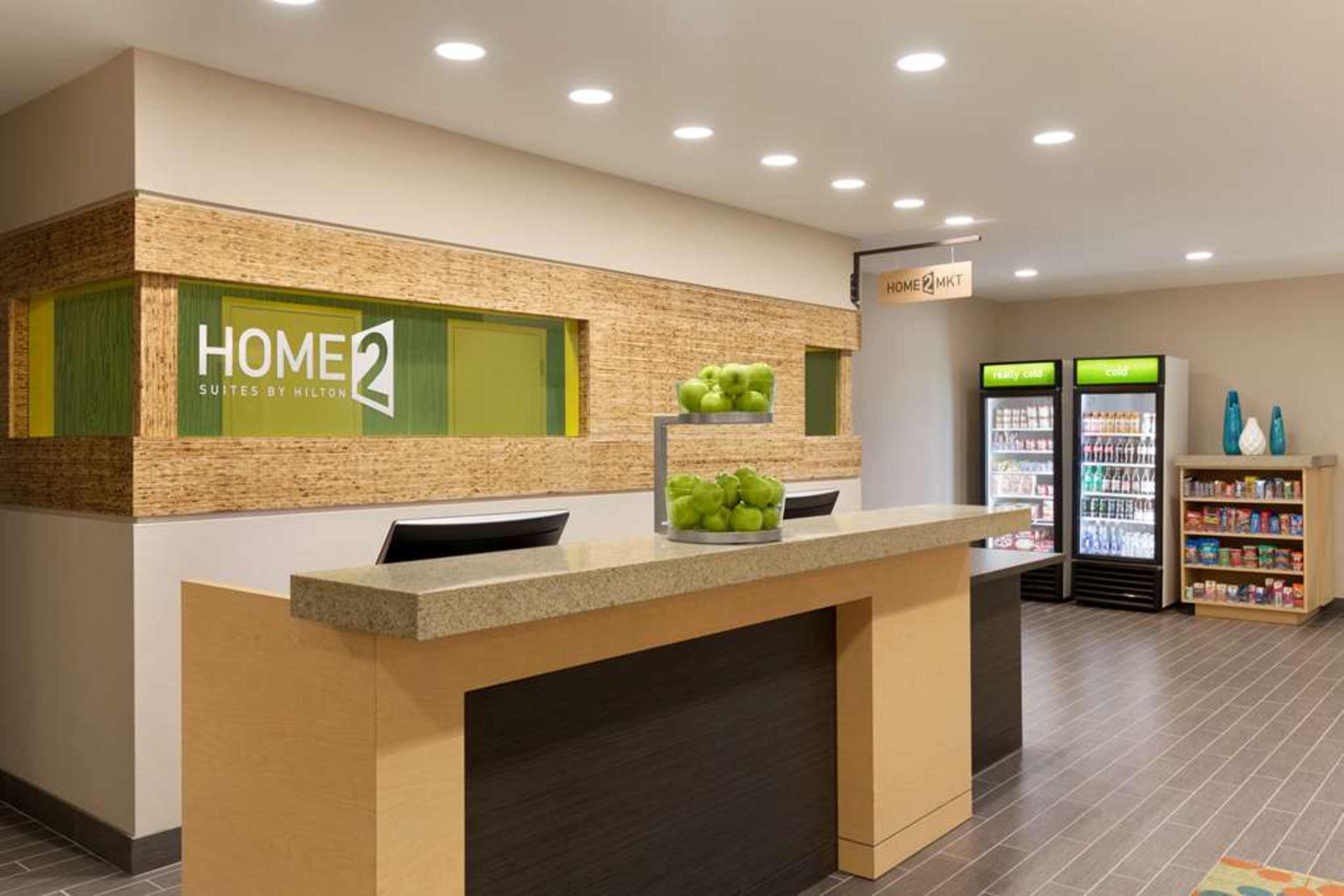 Vista Lobby Home2 Suites by Hilton Waco