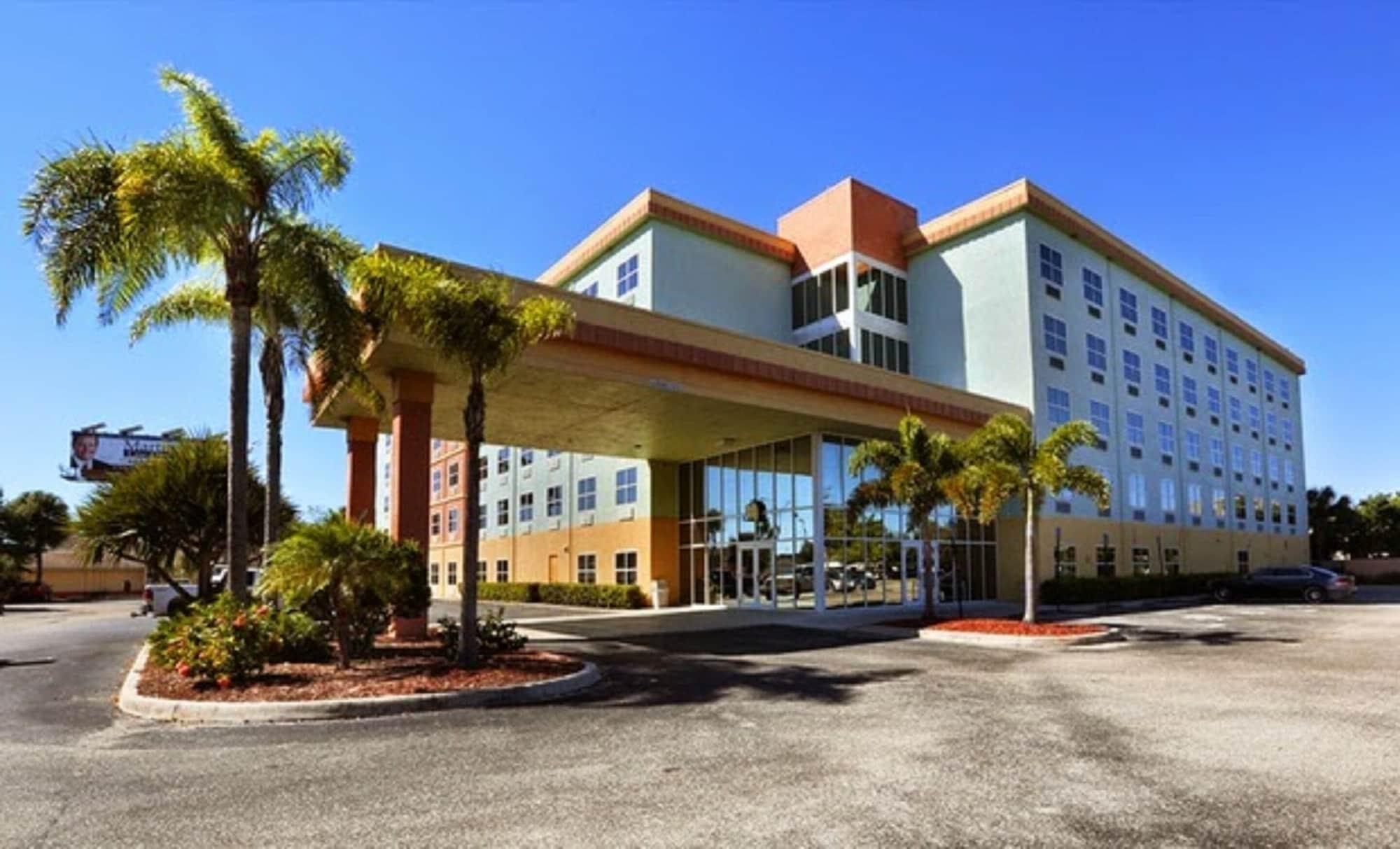 Varios Allure Suites